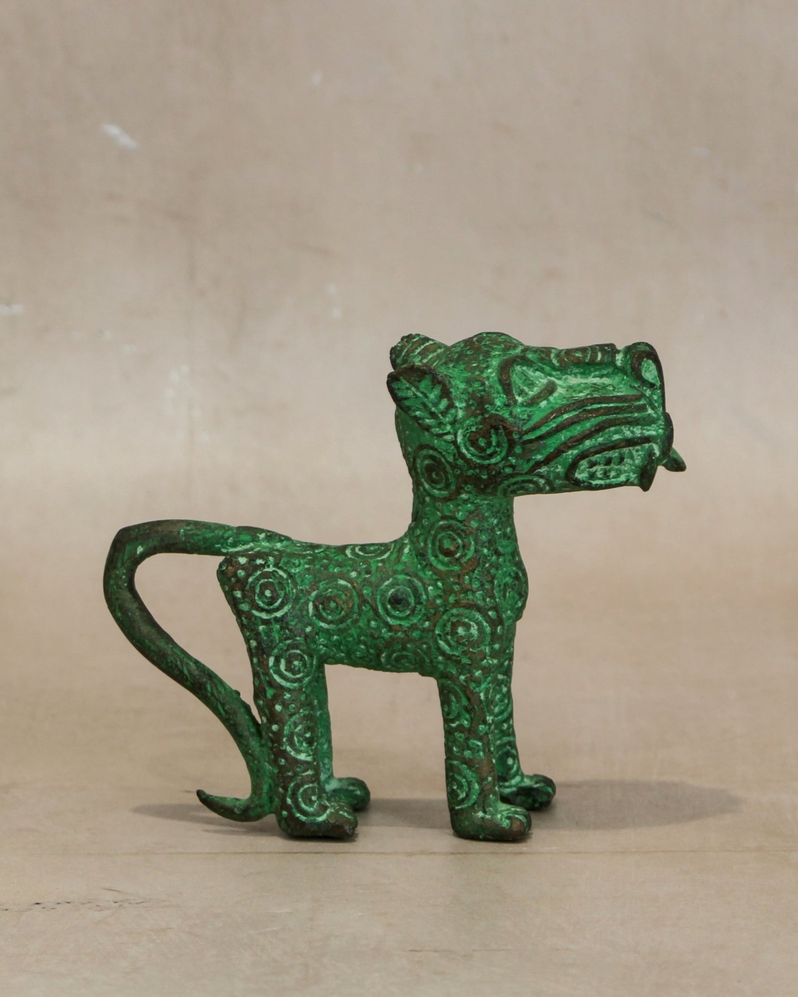 Benin Leopard sculpture - Bronze 1.1