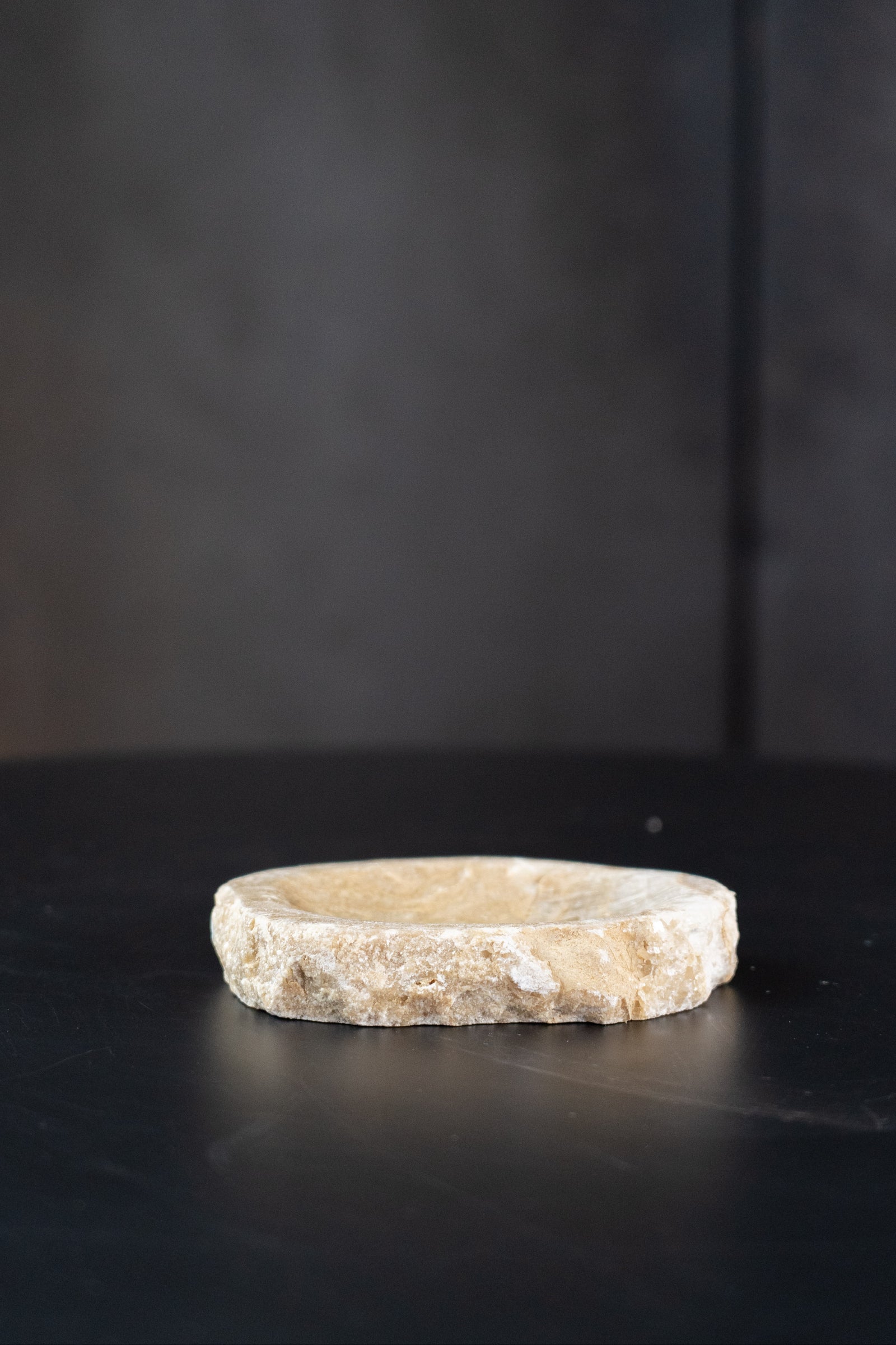 Natural Cut Onyx Jewelery\Soap Dish