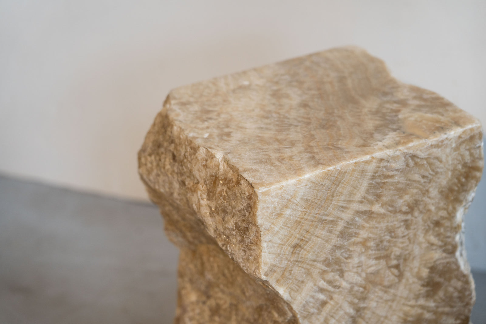 Natural Cut Onyx Side Table \ Stool