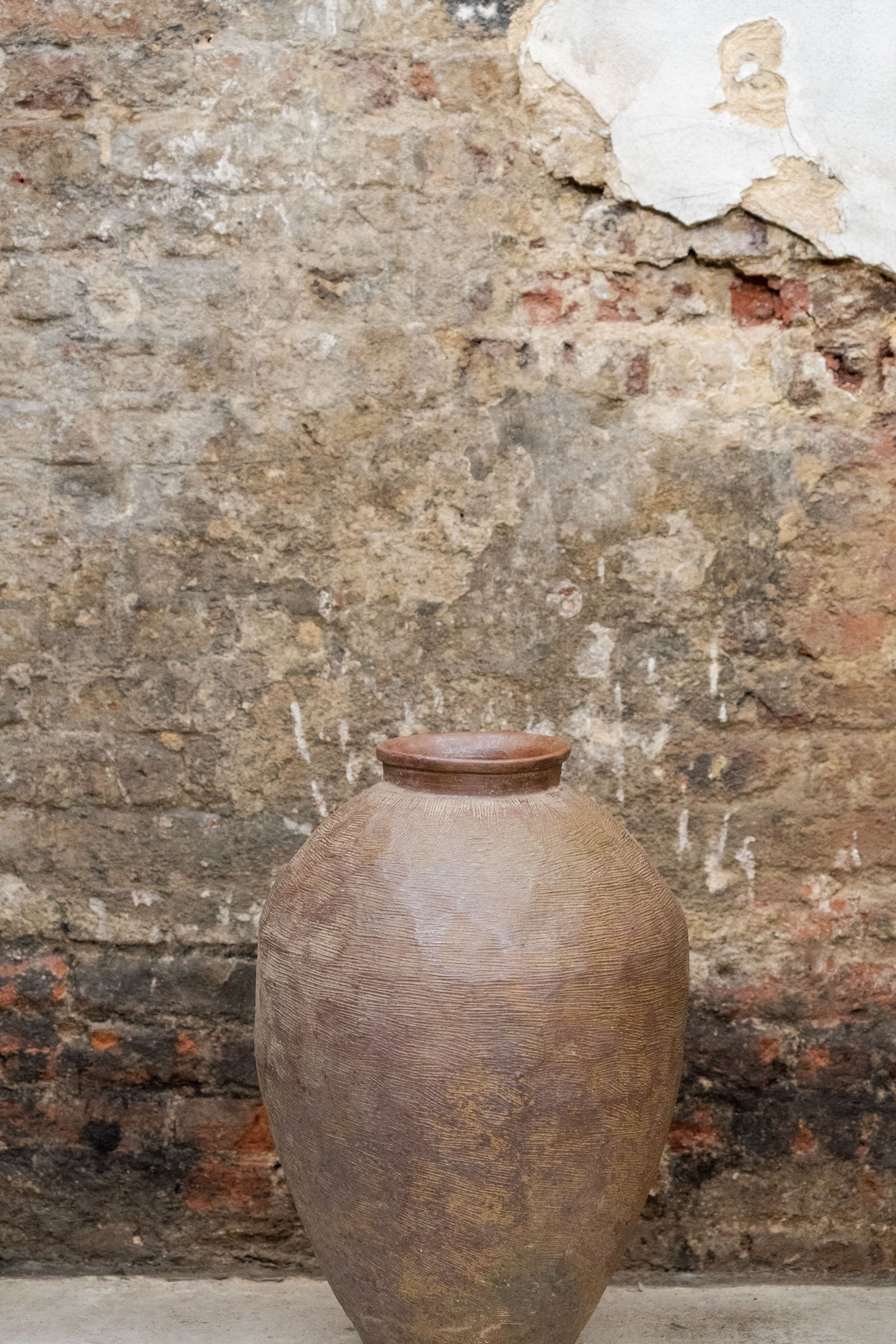 Vintage brown Asian pot — another view