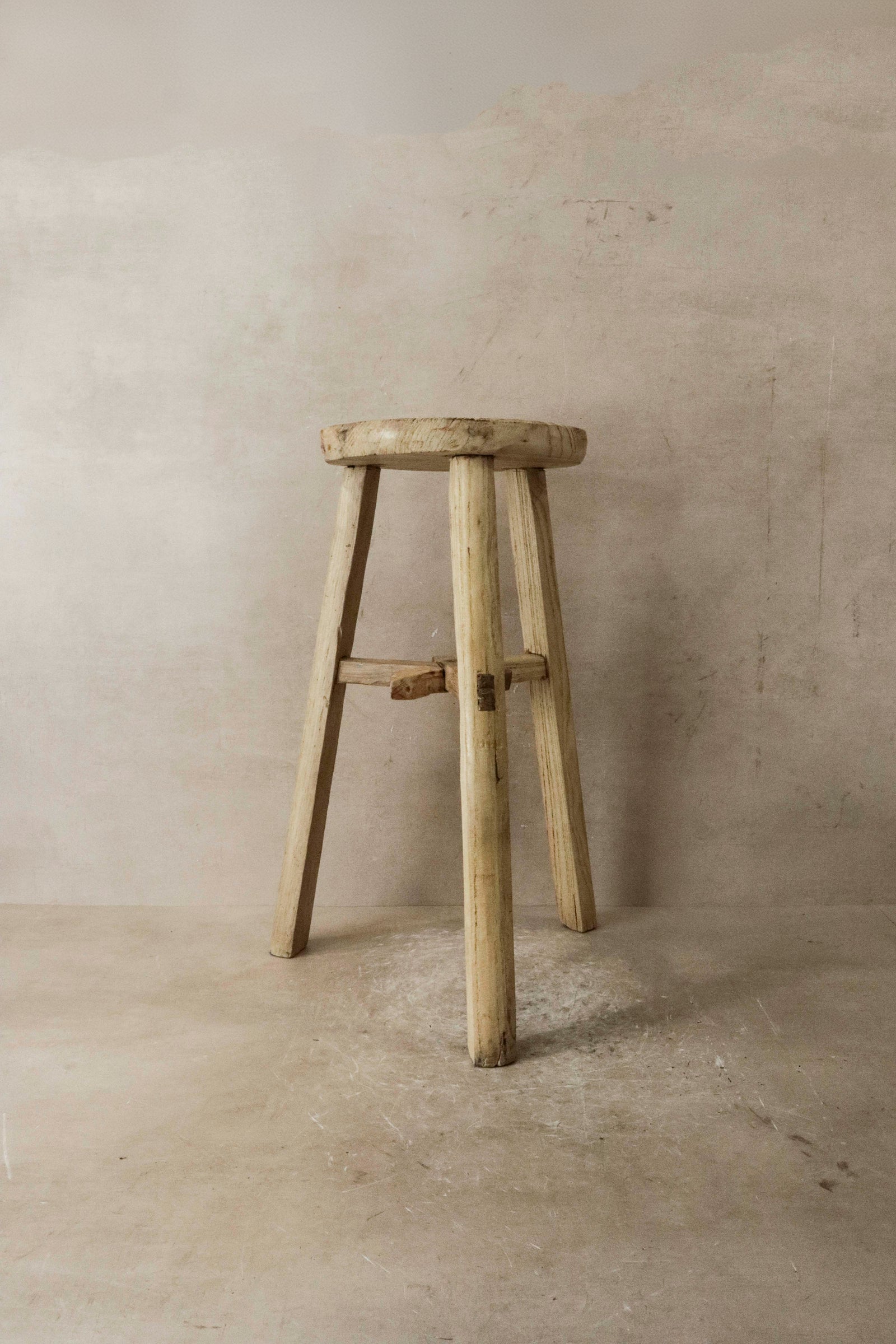 Vintage Rustic Elm Wood Stool - Round - No 37