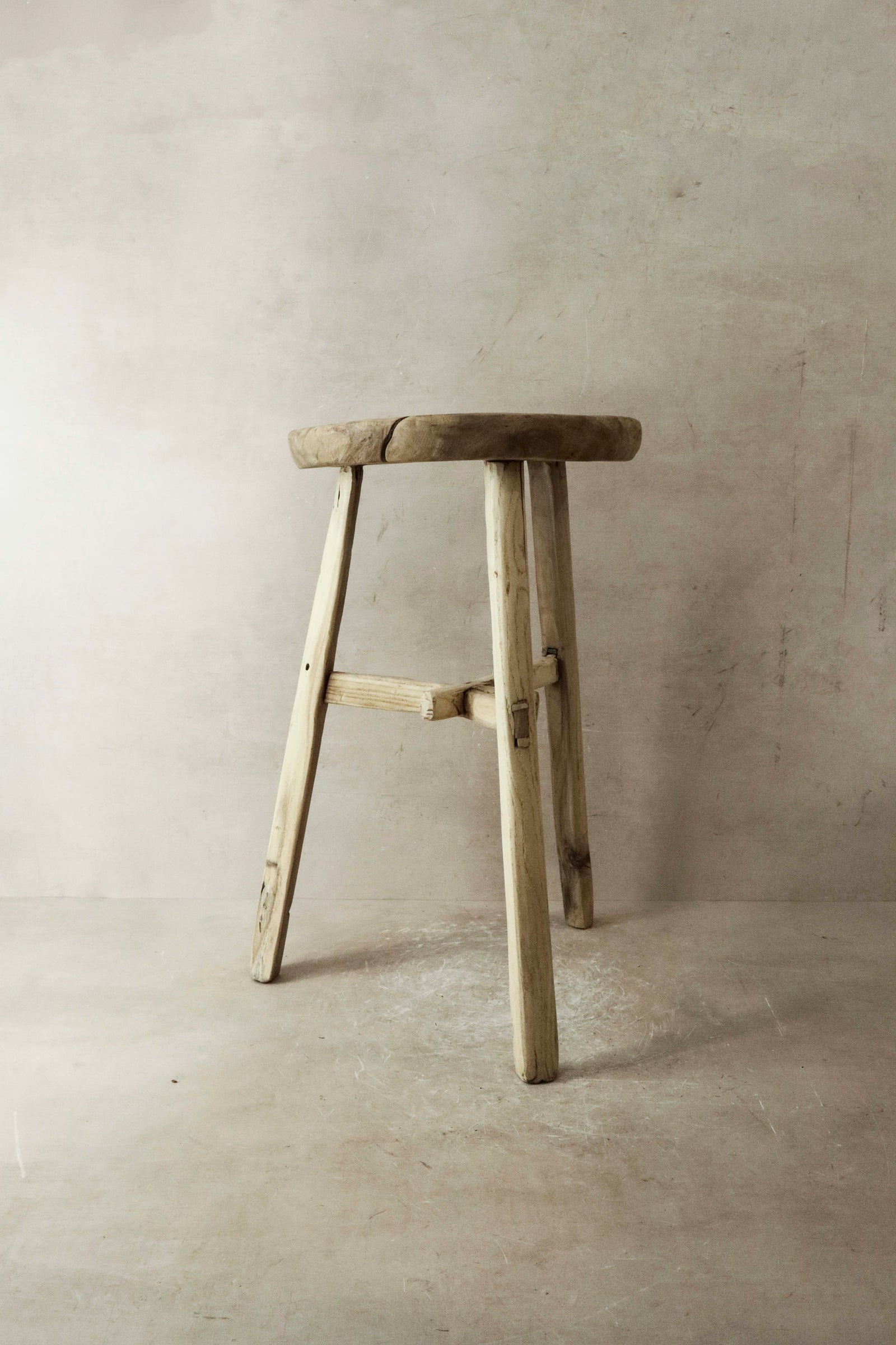 Vintage Rustic Elm Wood Stool - Round - No 22