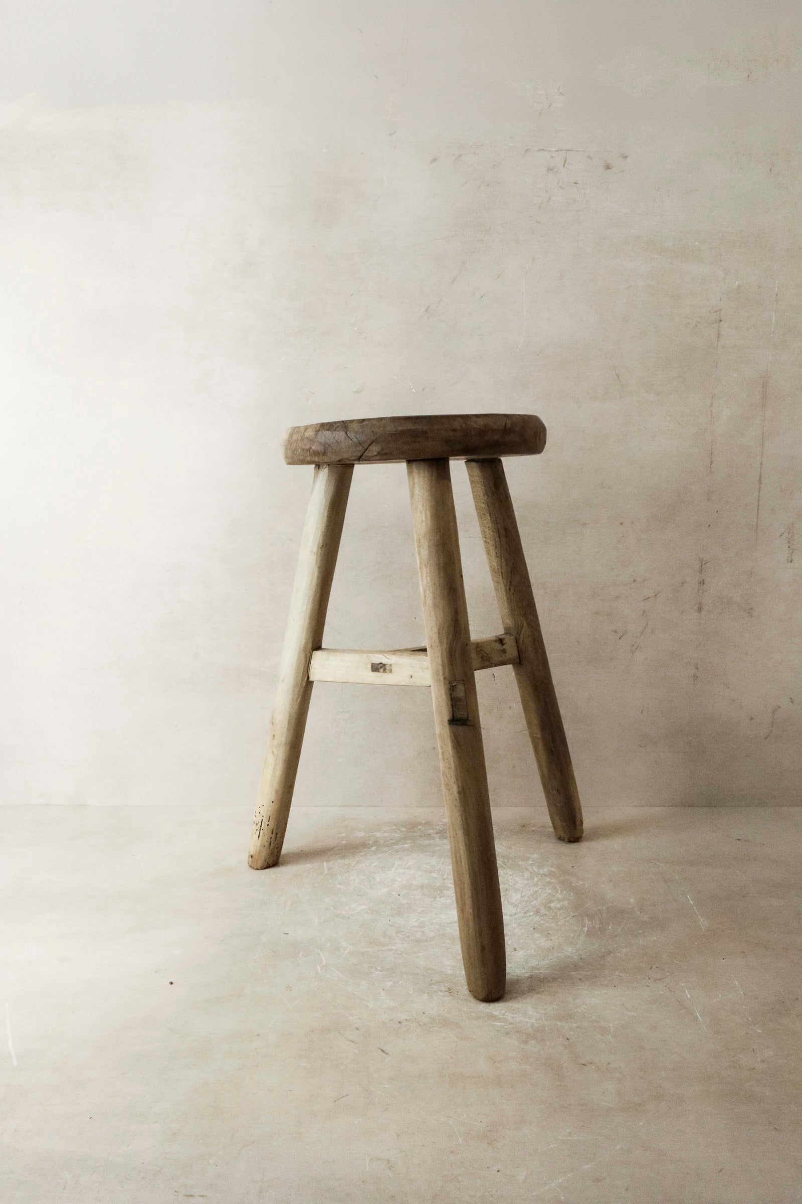 Vintage Rustic Elm Wood Stool - Round - No 24