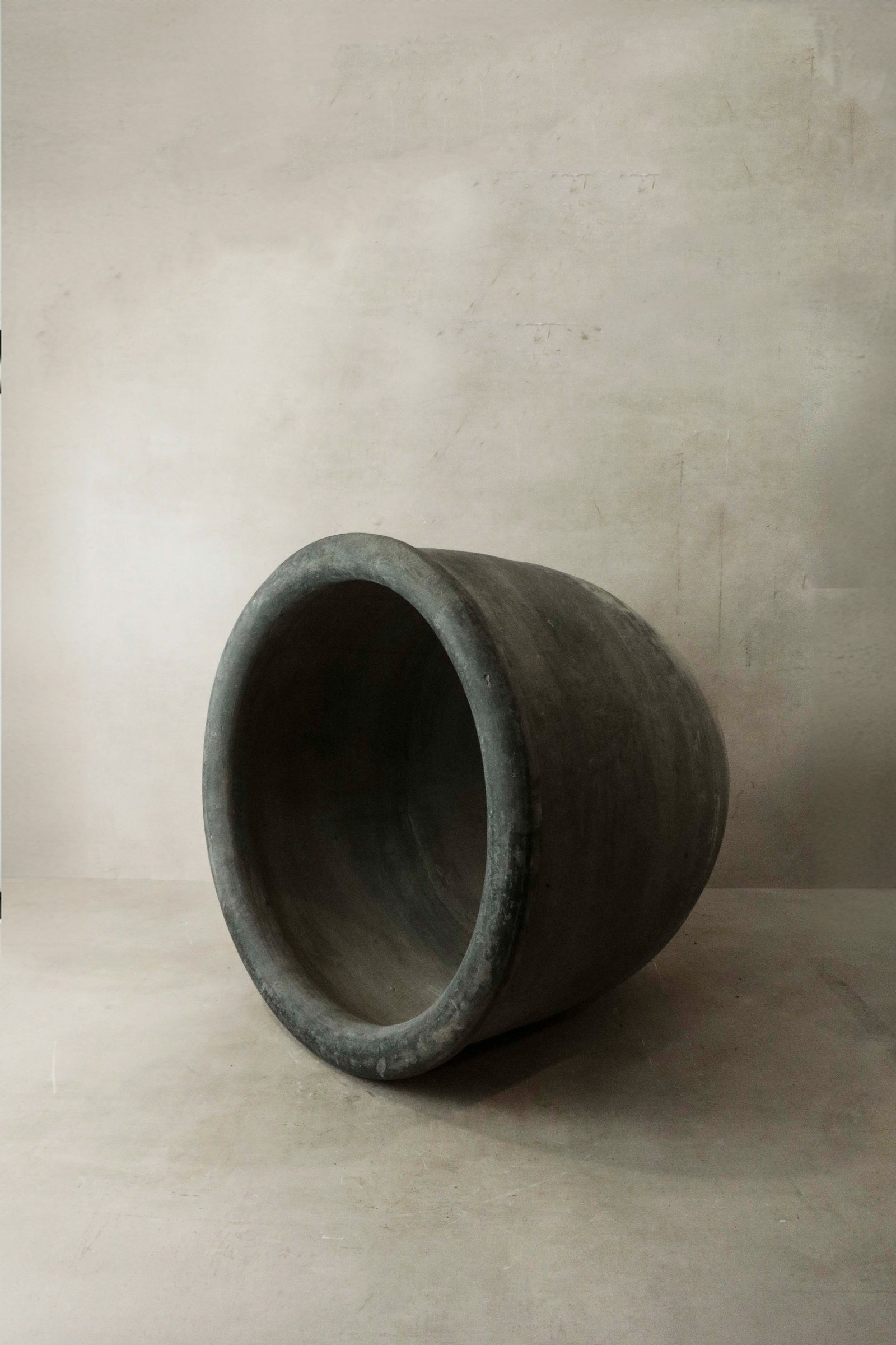 Big Old Grey Asian Pots- L004