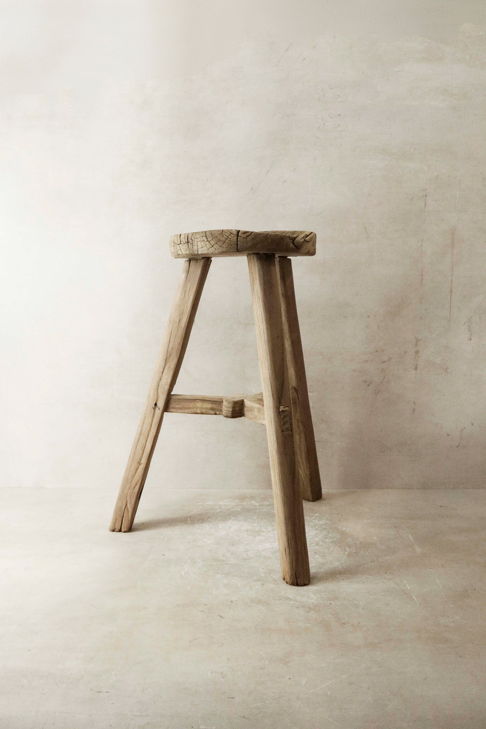Vintage Rustic Elm Wood Stool - Round - No 21