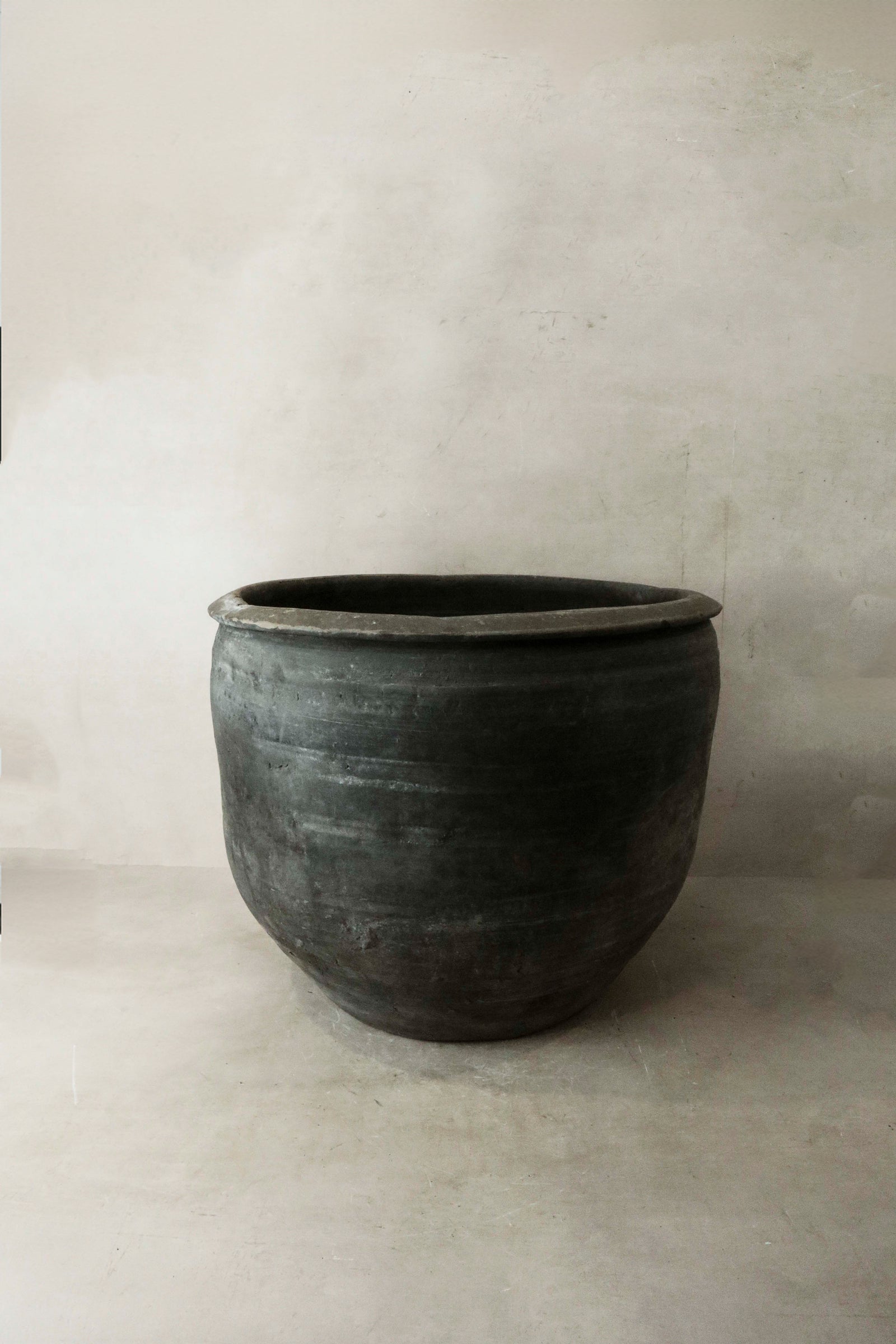 Big Old Grey Asian Pots- L003