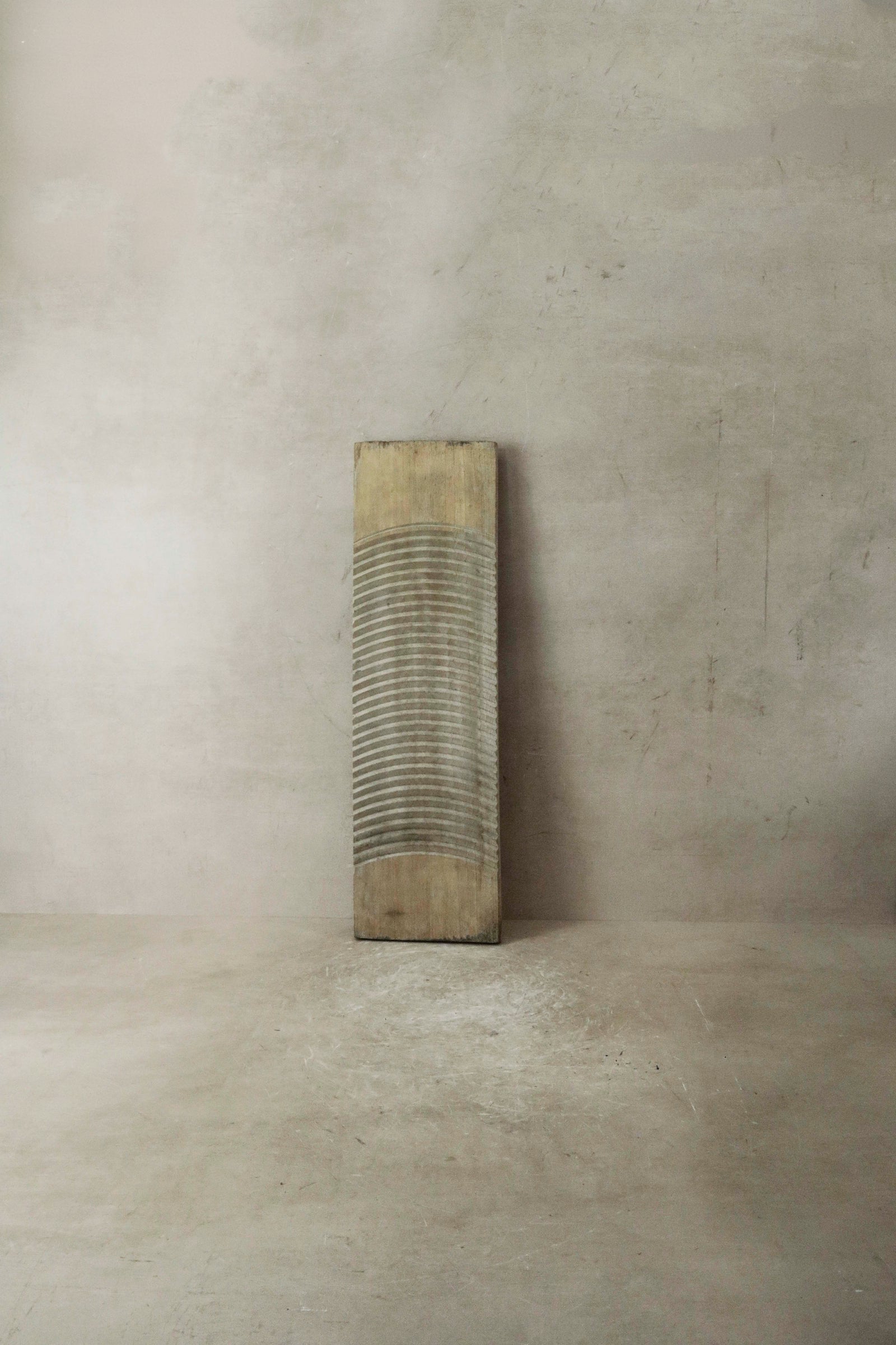 Vintage Elm Wooden Washboard - 3