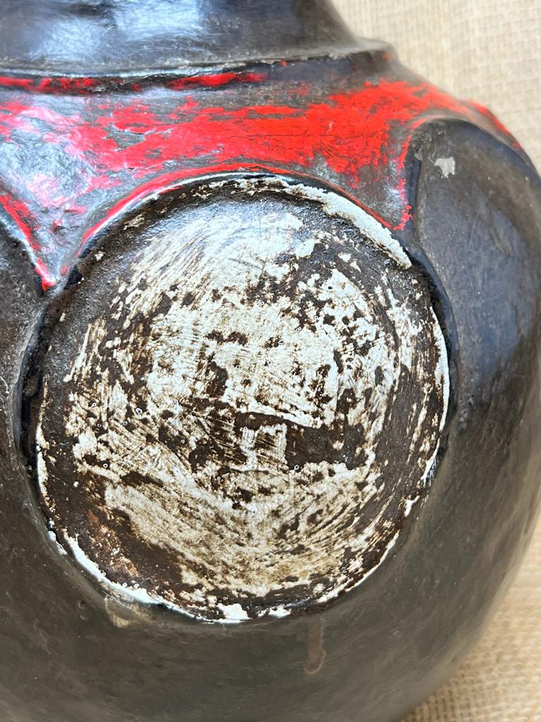 Mangbetu Clay Vase - Tanzania 41.1