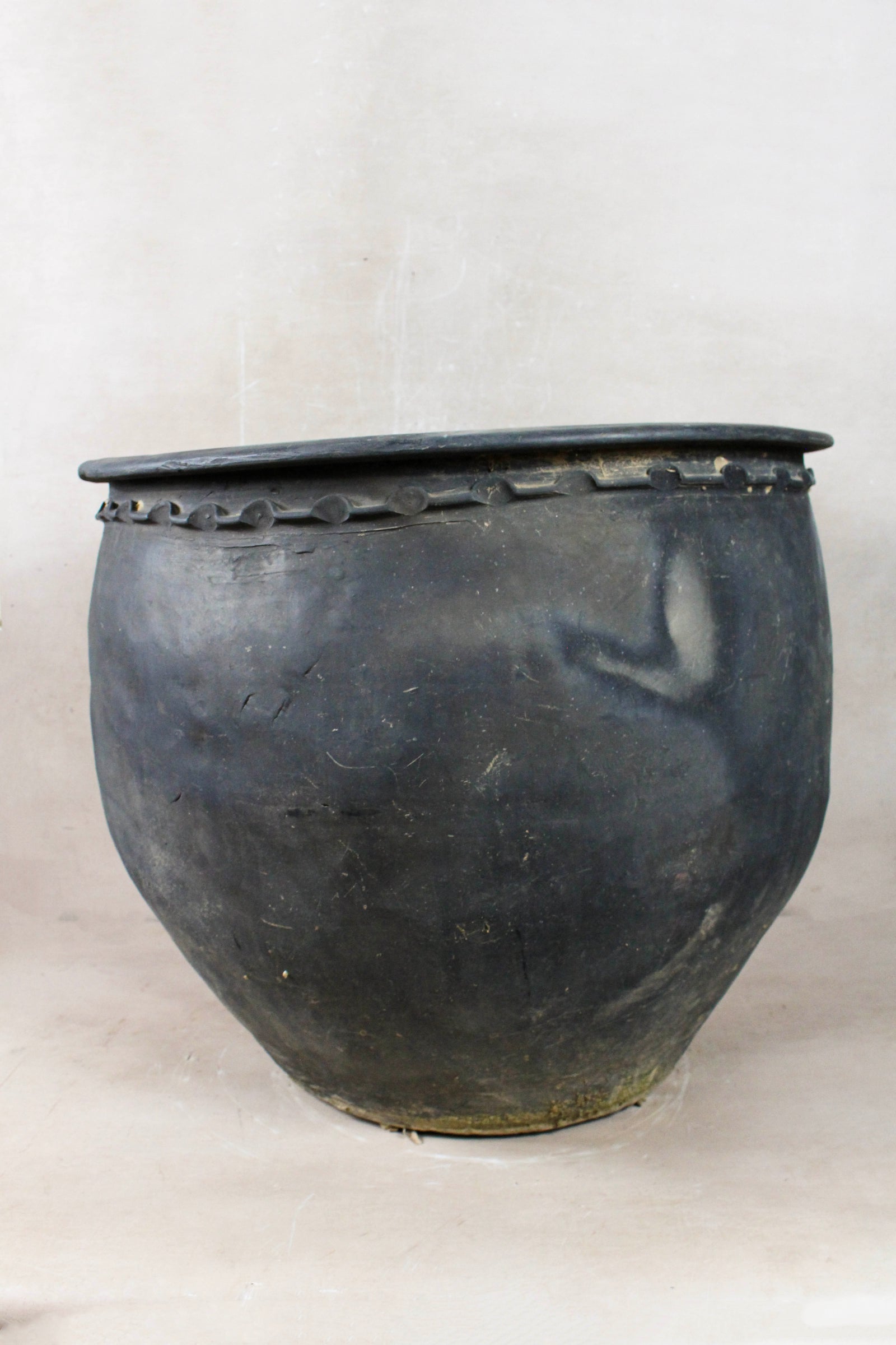 Vintage Dark Pot XL - Nº 6