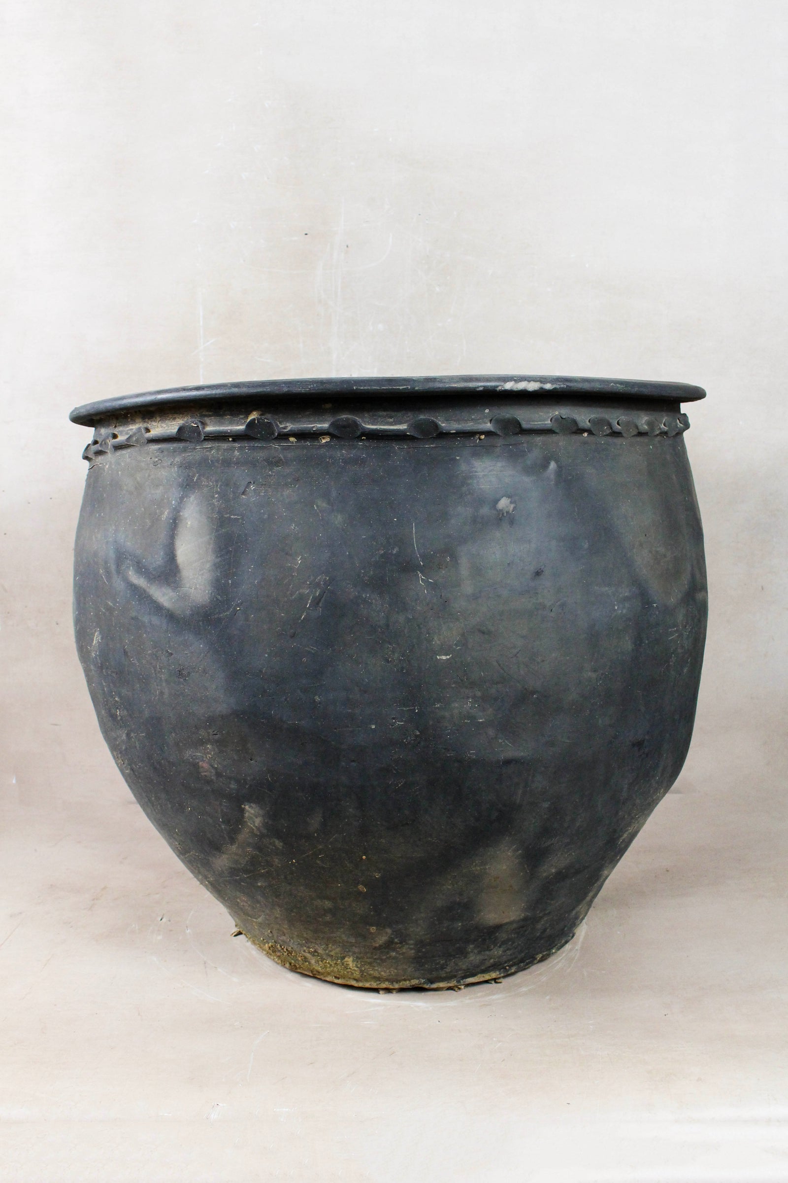 Vintage Dark Pot XL - Nº 6