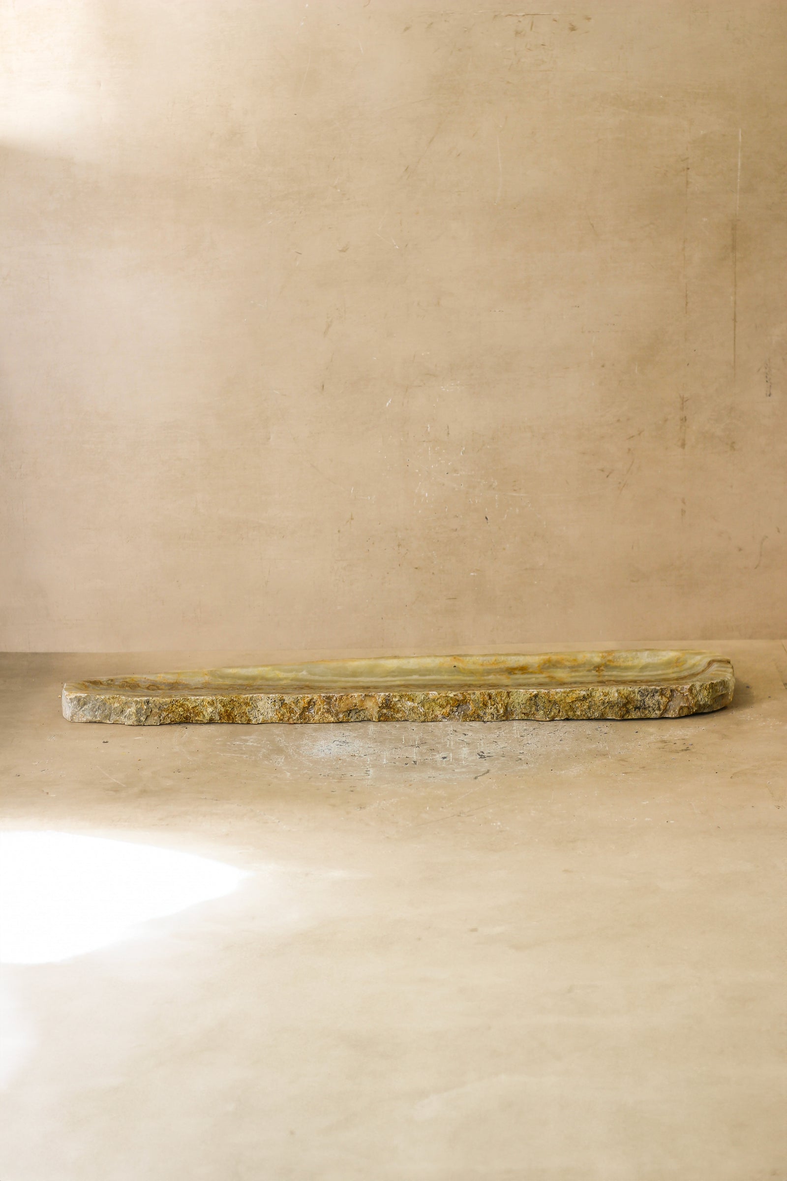 Premium Onyx Tray Raw Edge No 13