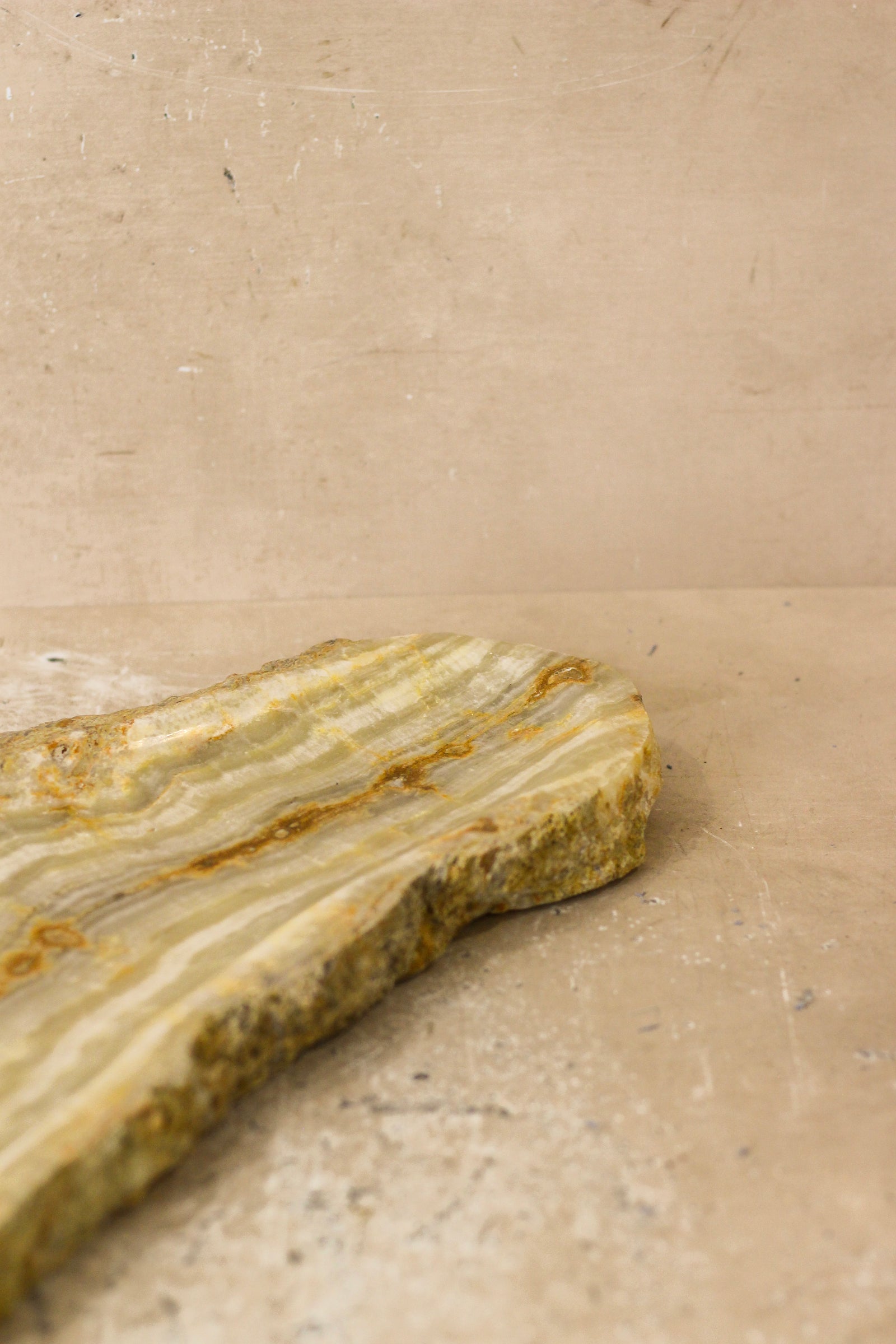 Premium Onyx Tray Raw Edge No 12