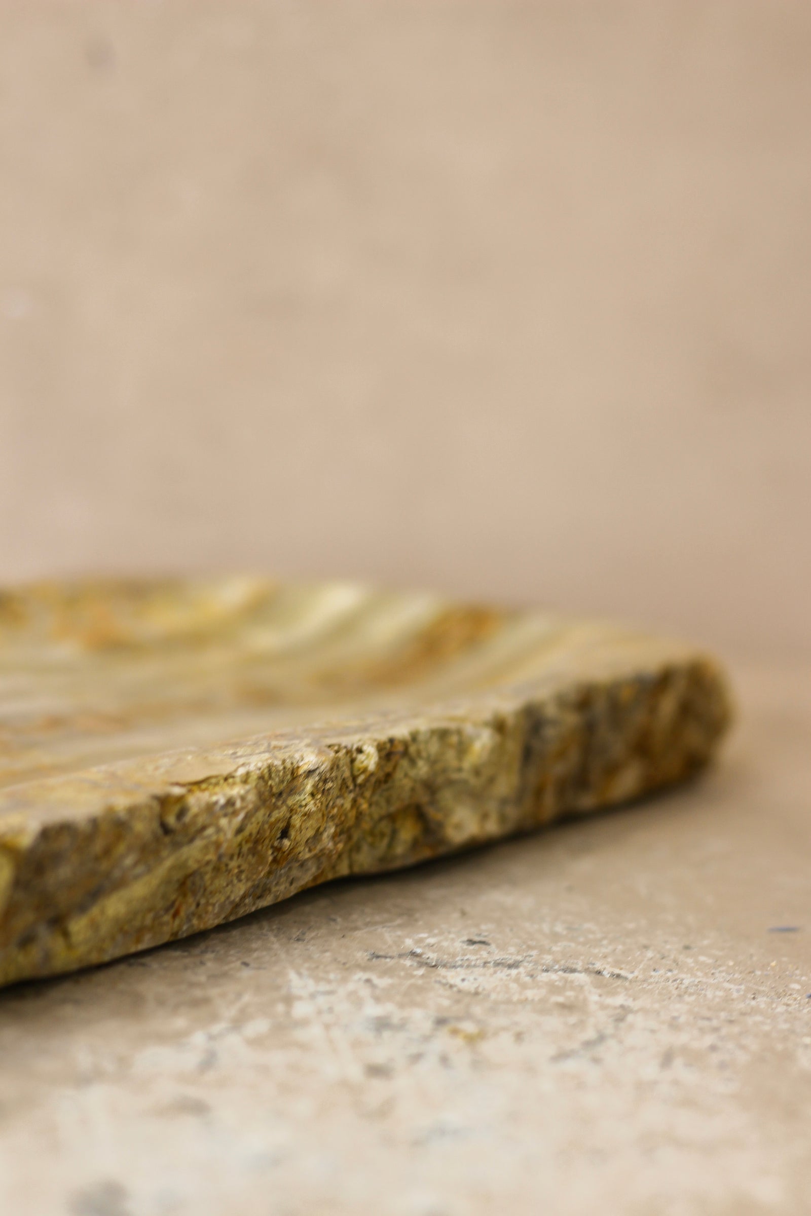 Premium Onyx Tray Raw Edge No 15