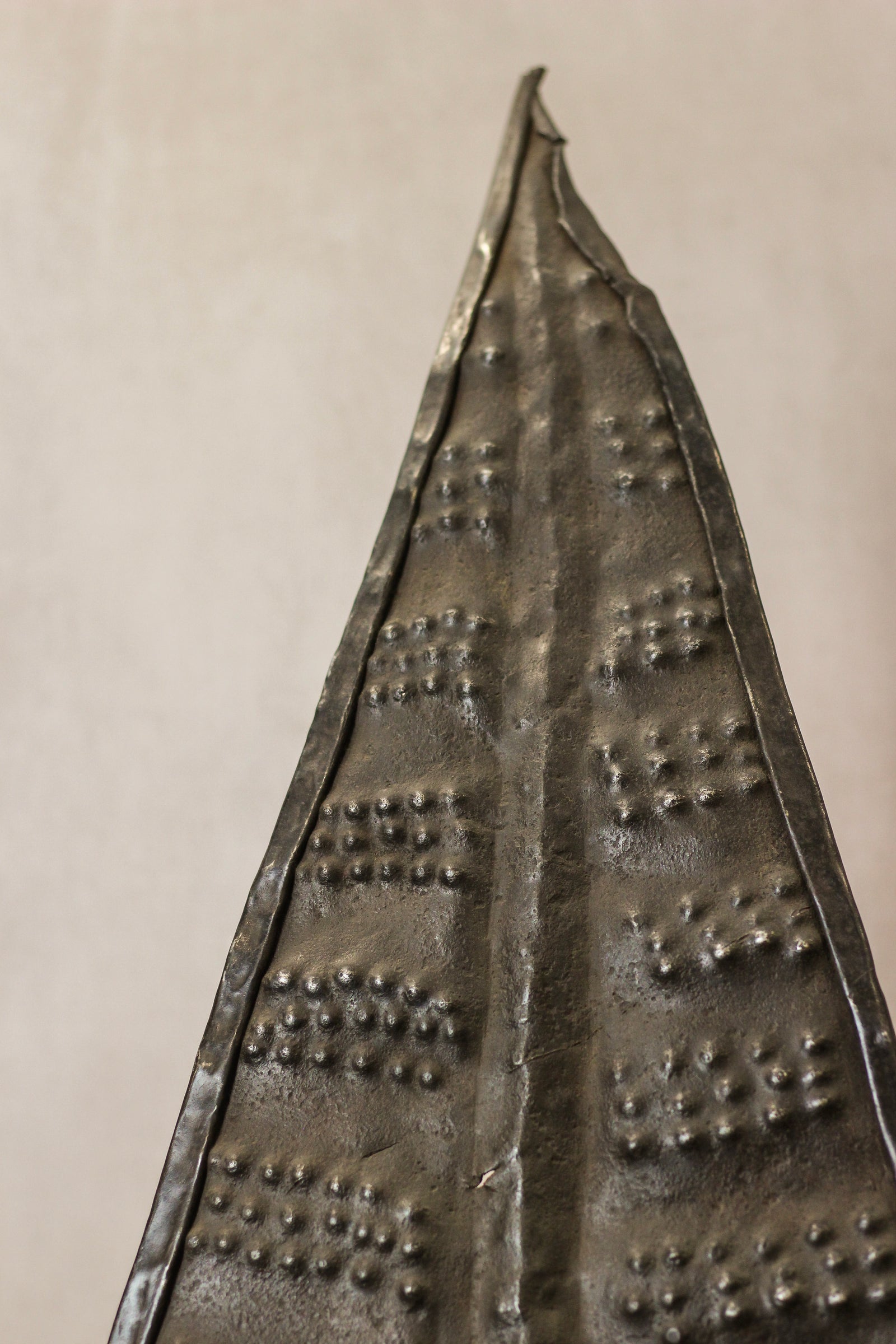 Vintage Sudanese Dinka Shield - 44.2