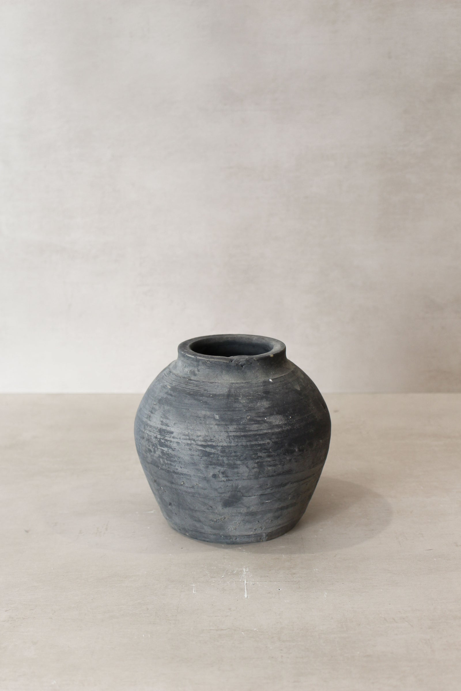 Vintage Dark Pot n° 47