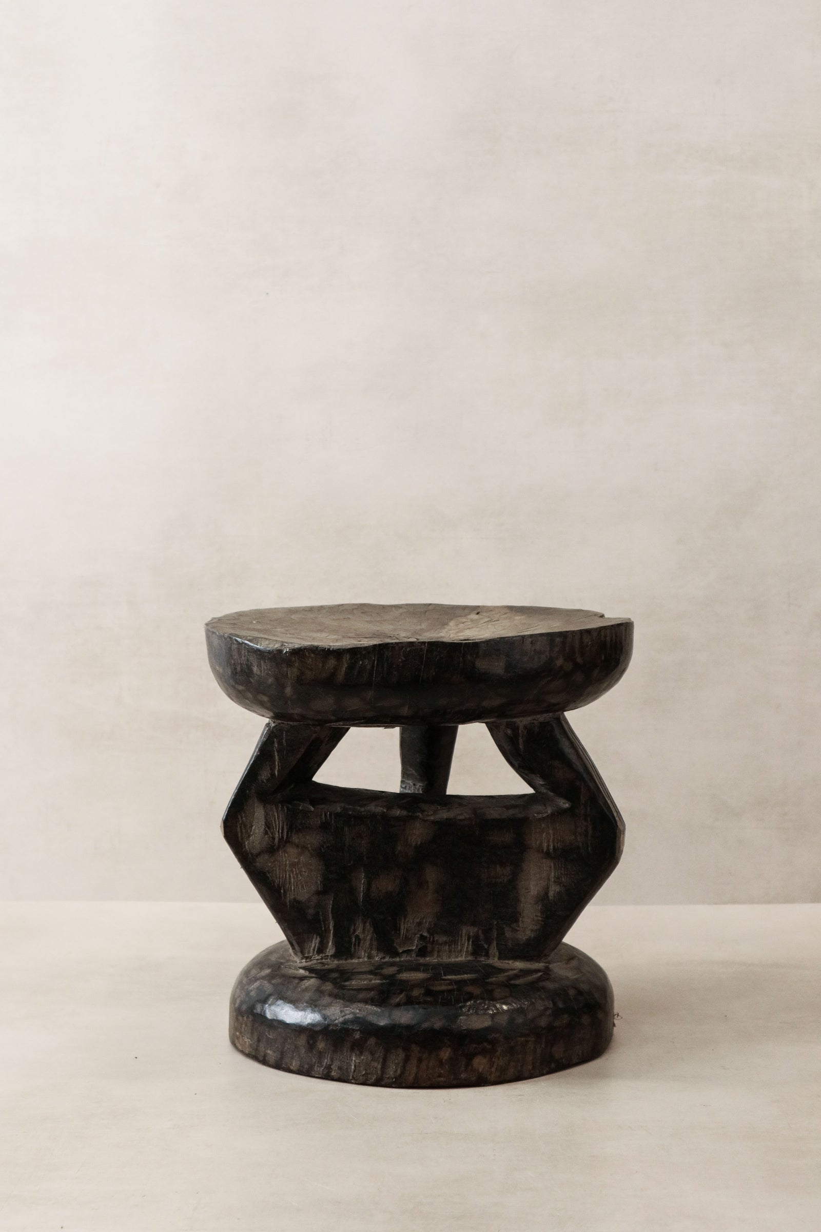 Tonga Stool - 102.2