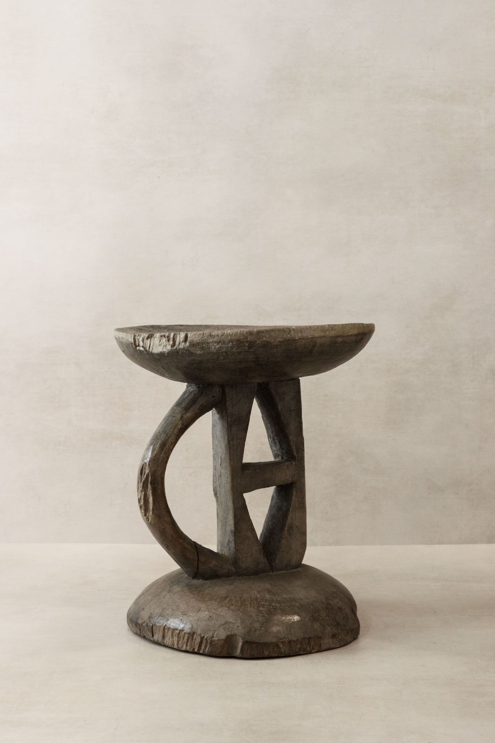 Tonga Stool - 37.1