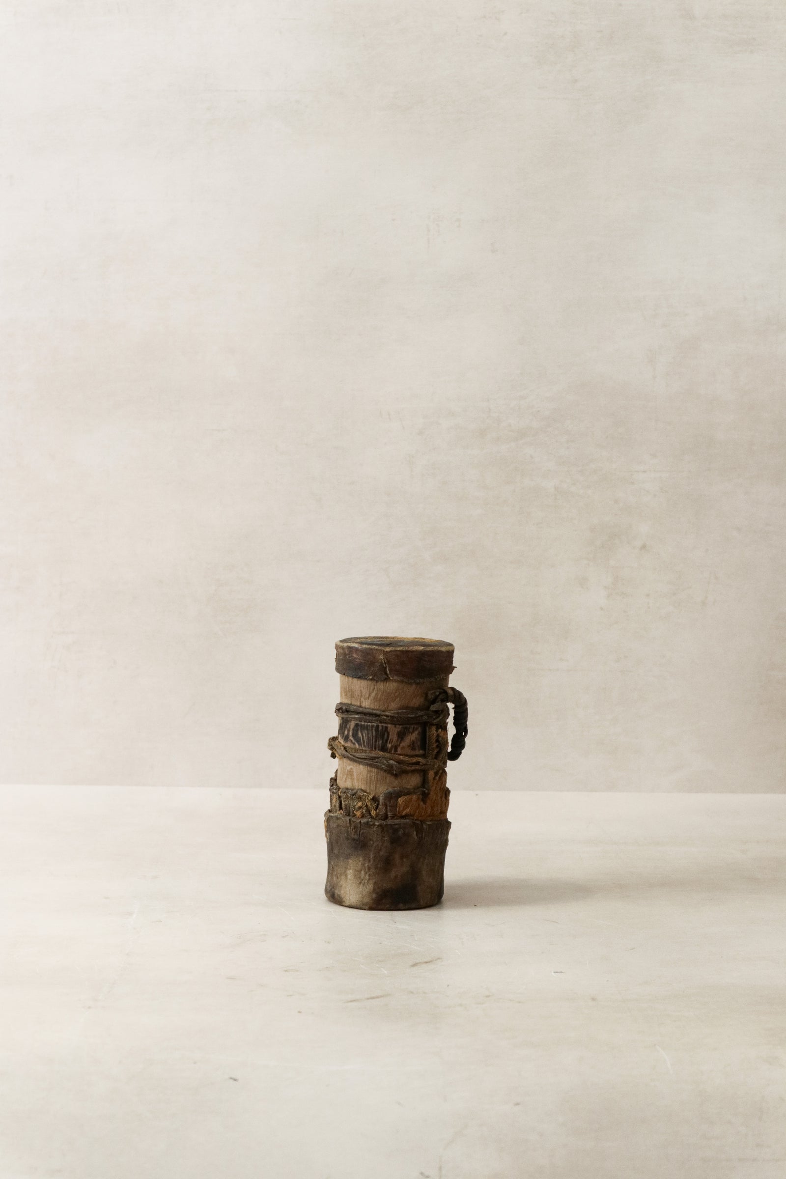 Turkana honey pot — detail of the goat-leather adornments