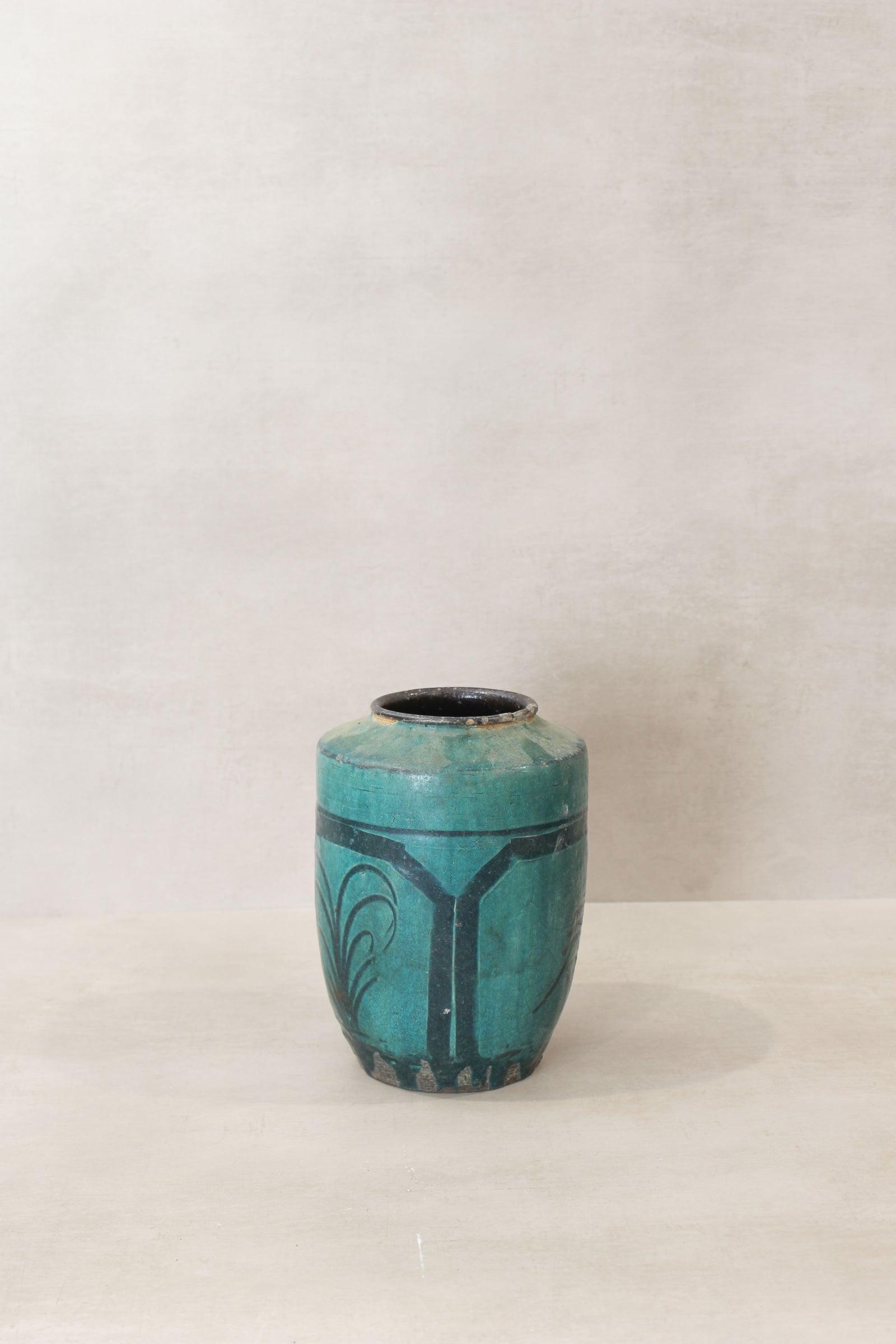 Vintage Emerald Green Pot - No 9