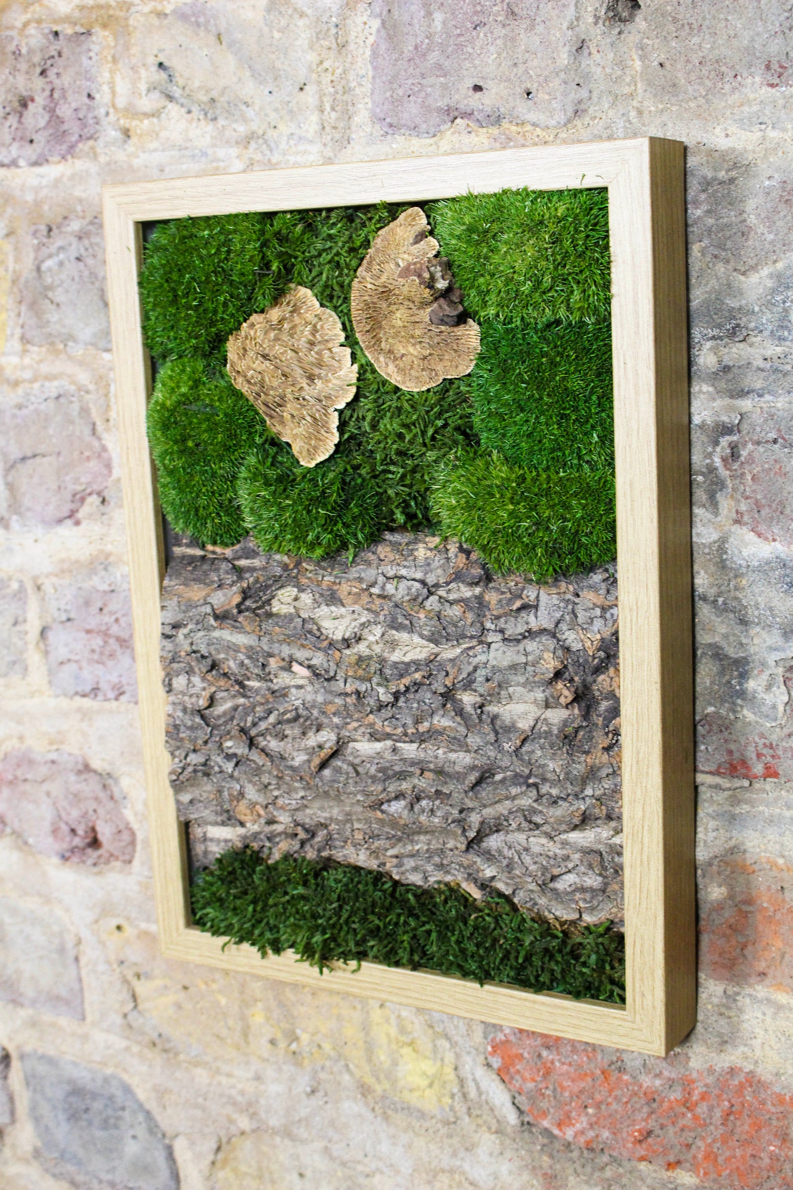 Preserved Moss Art - (Wooden Frame) A4 FR75