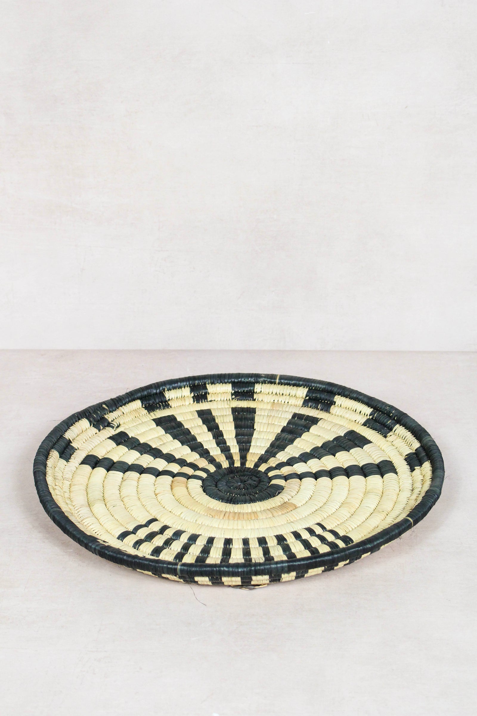 Malawi Wall Basket 40cm 40.4