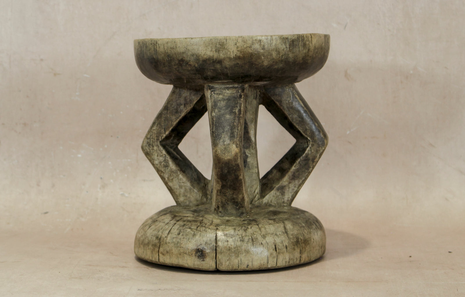 Tonga Stool - 21.2