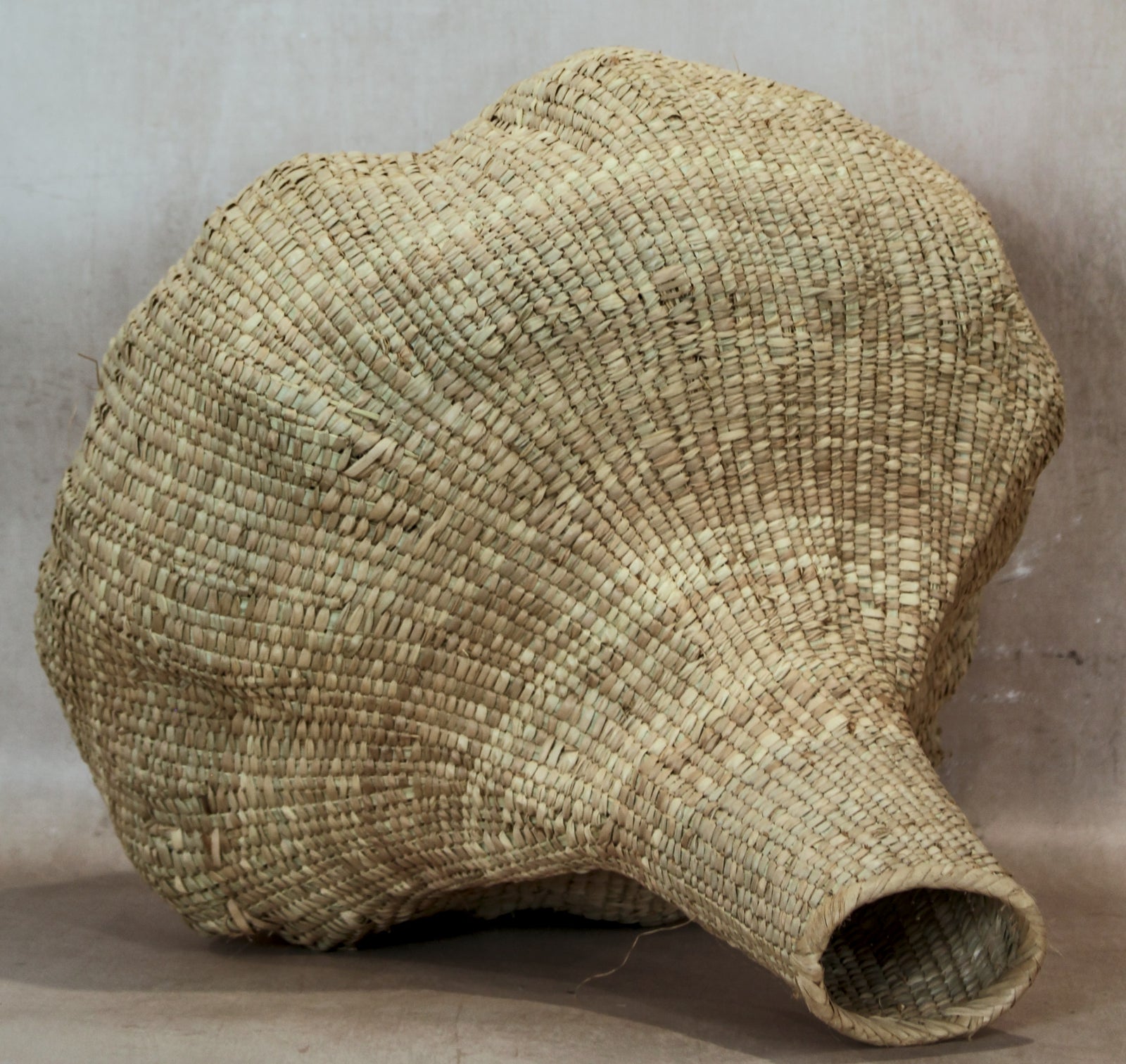 Garlic Gourd woven basket - Zimbabwe - 126.3