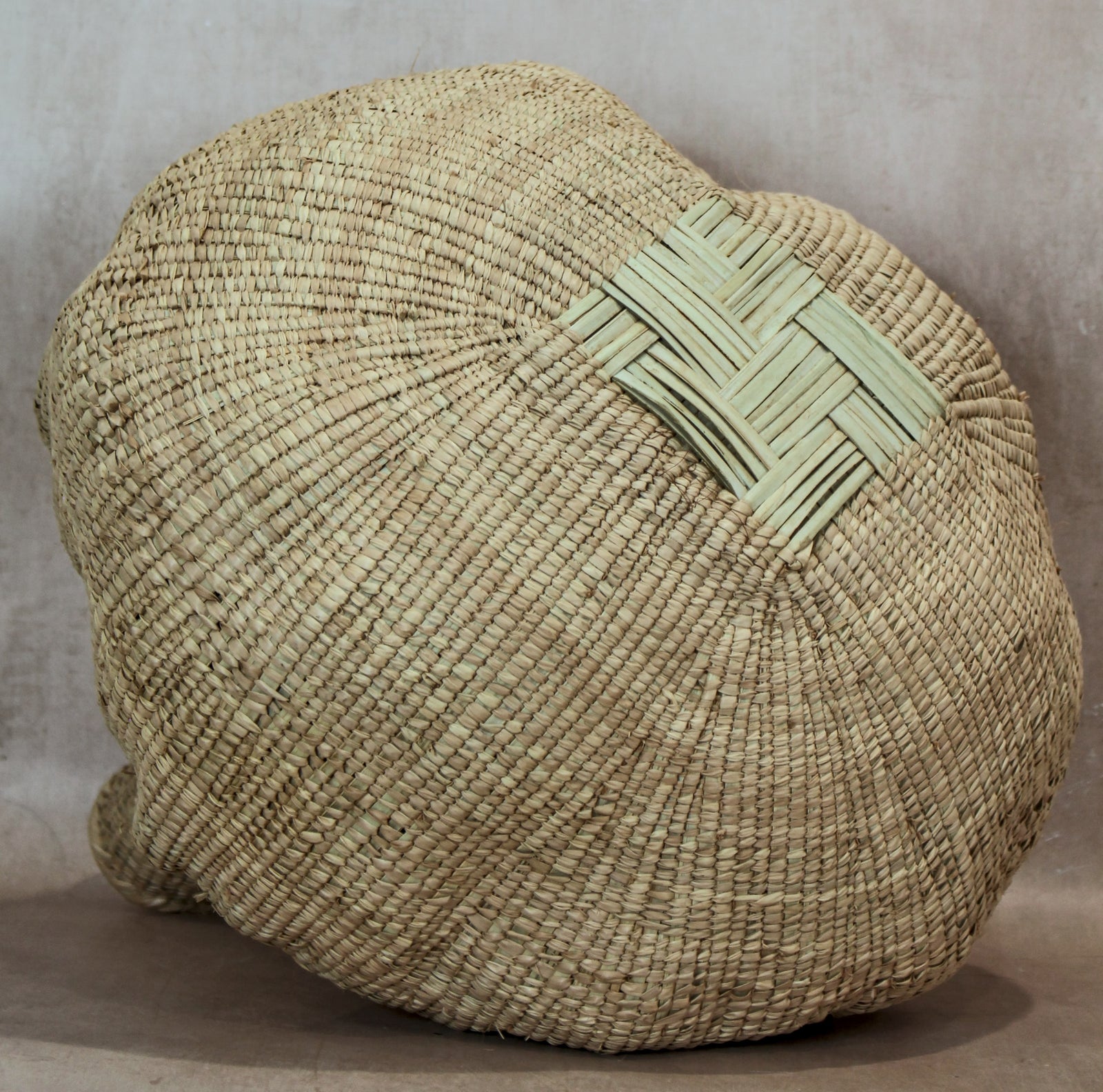 Garlic Gourd woven basket - Zimbabwe - 126.3