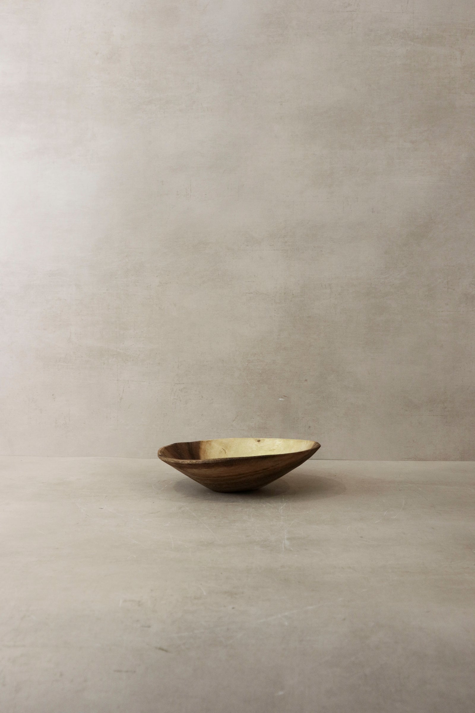 Handmade wooden bowl, Zimbabwe - 12.1