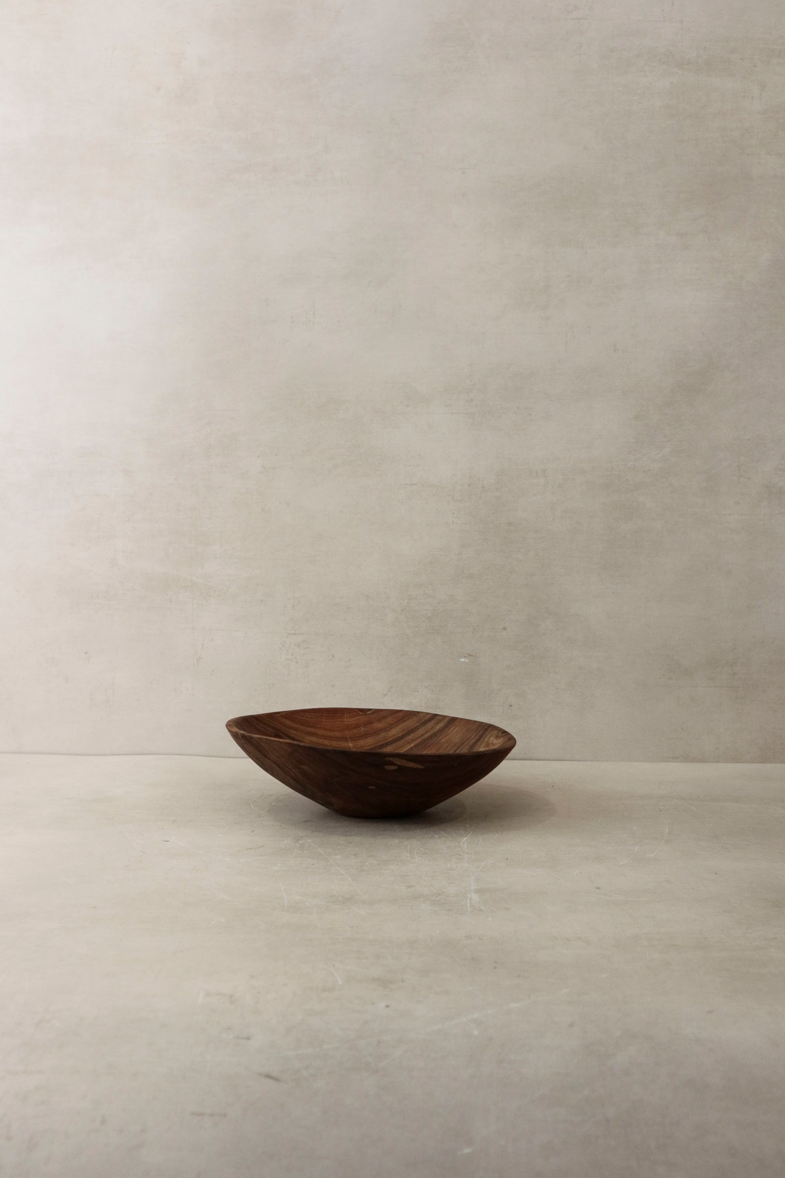 Handmade wooden bowl, Zimbabwe - 12.2