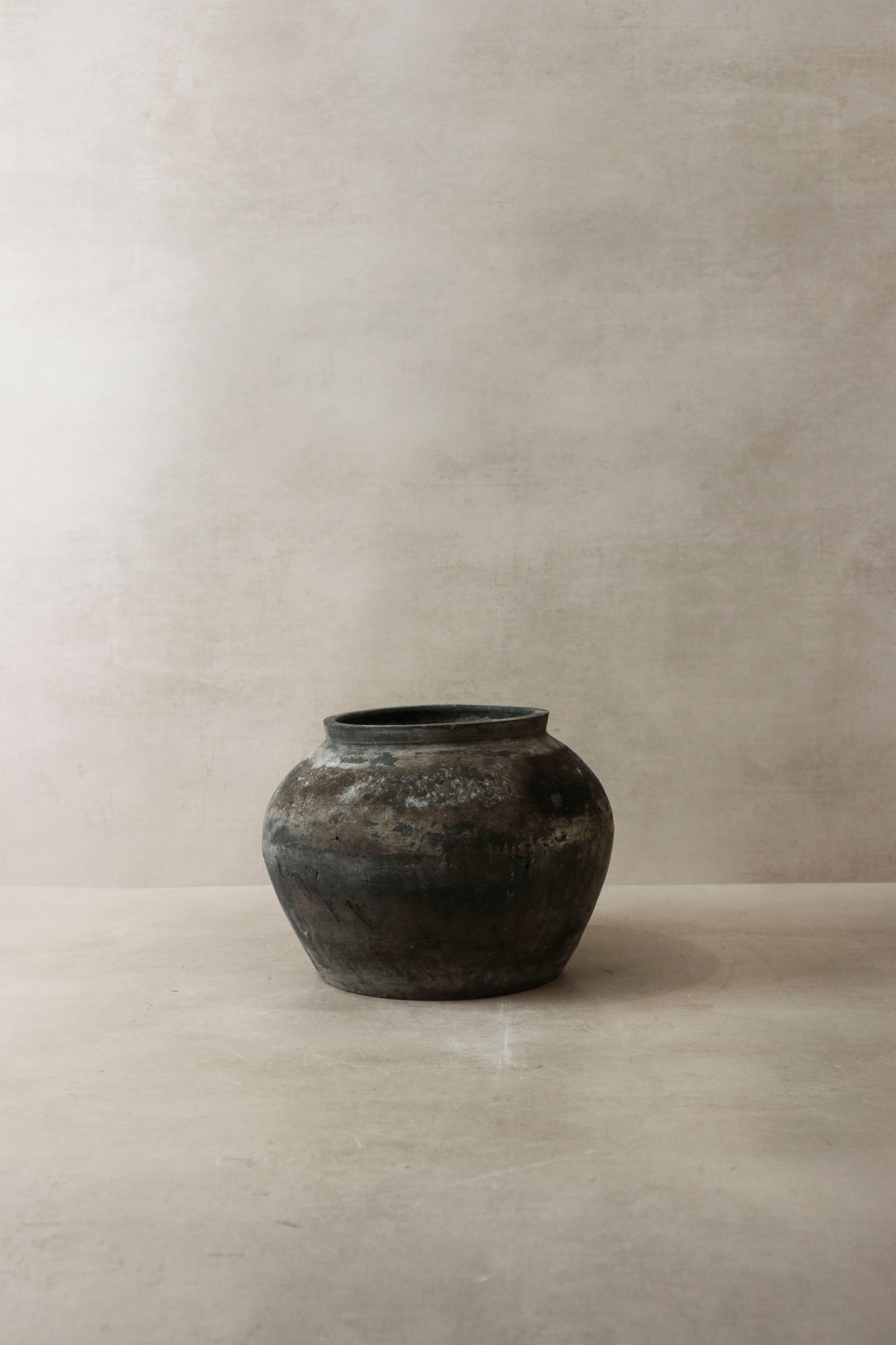 Vintage Dark Pot n° 3