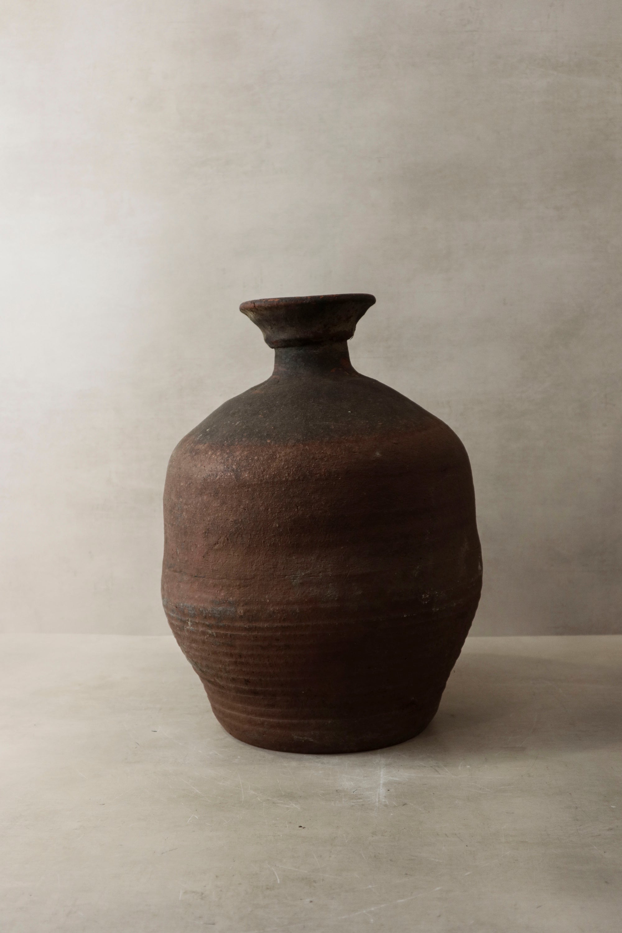 Antique Asian Rice Wine Vase n° 3