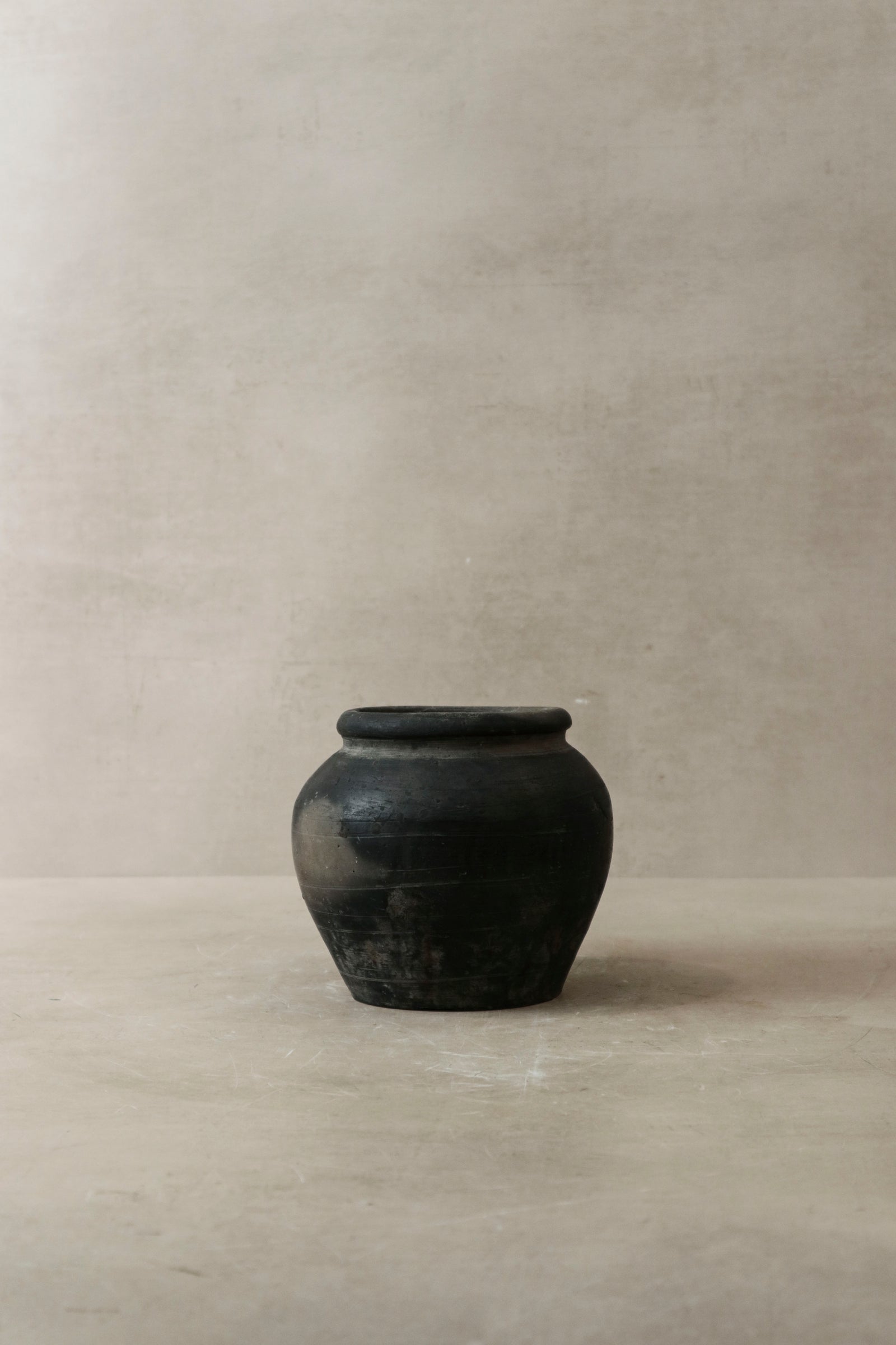 Vintage Dark Pot n° 4