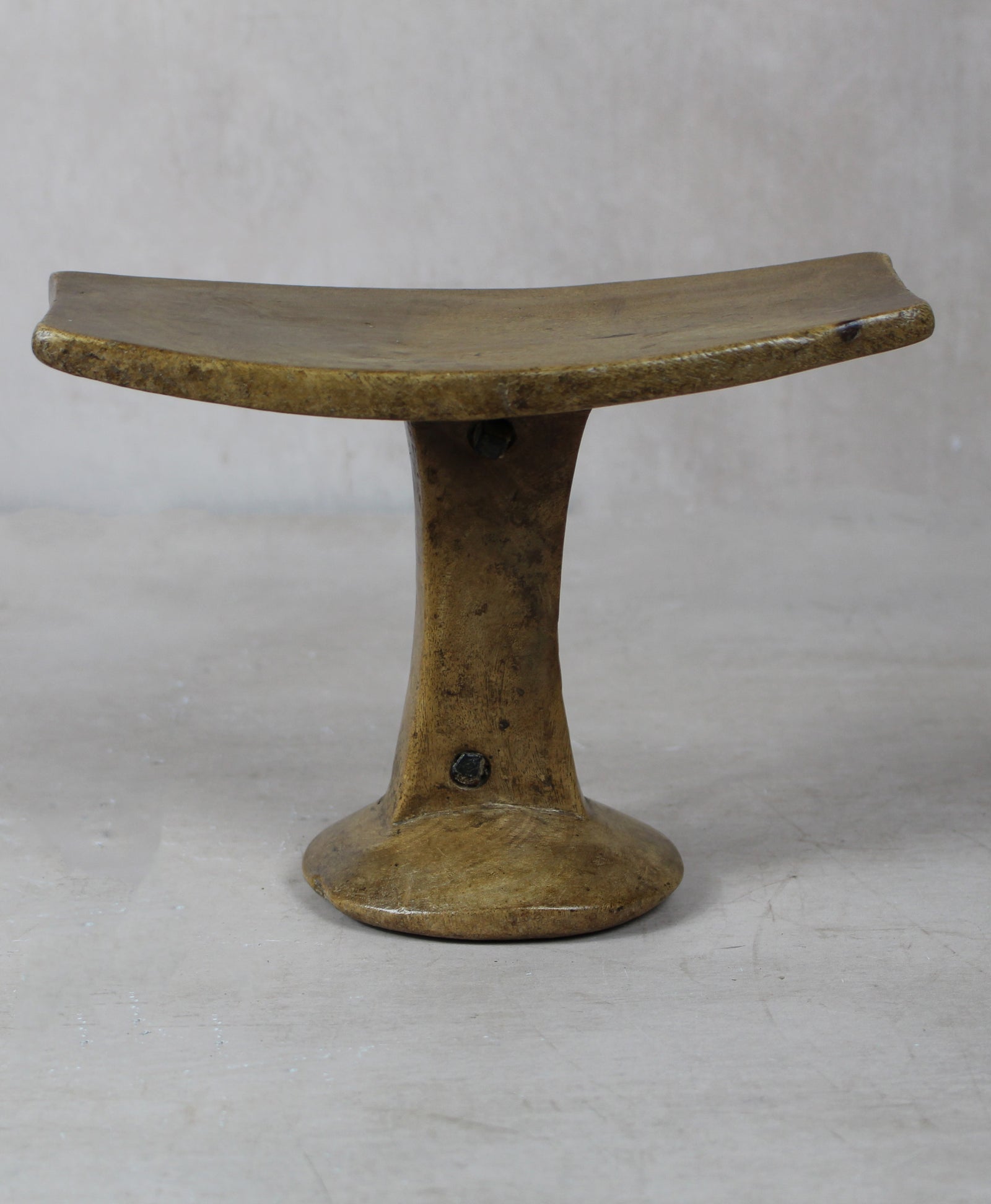 Vintage Nyangatom Headrest - 220.4