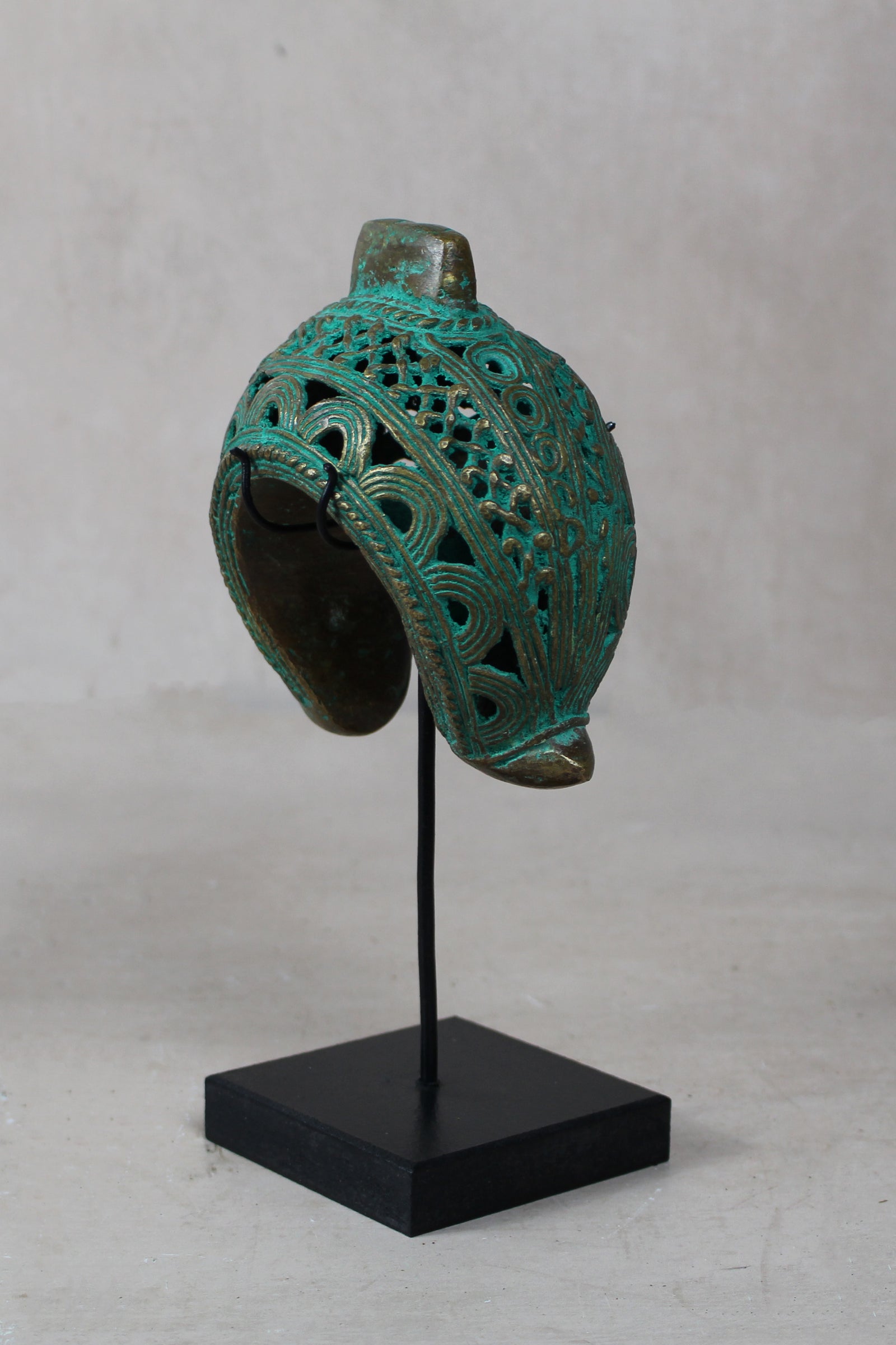 Benin Bronze Bangle - 207.1