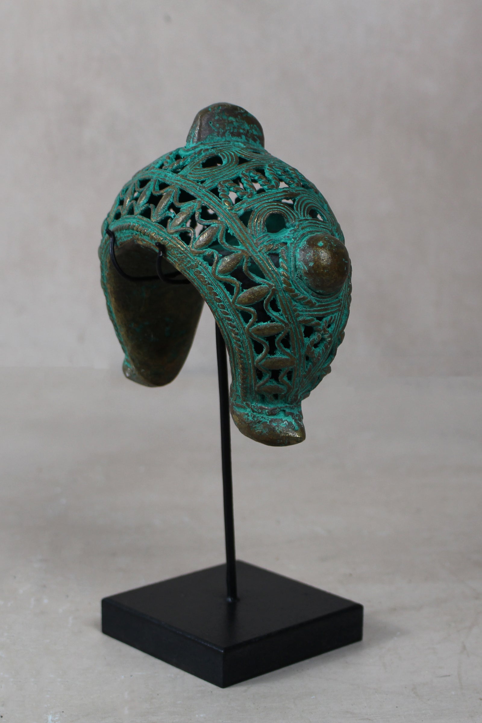 Benin Bronze Bangle - 207.3