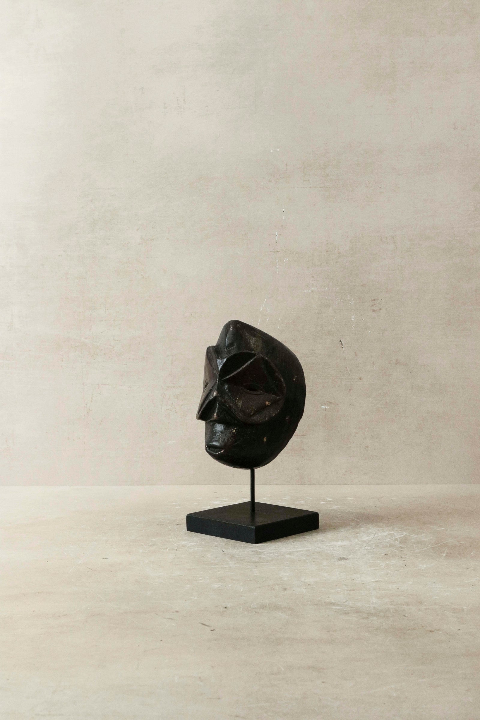 Hand carved African mask small - 60.44