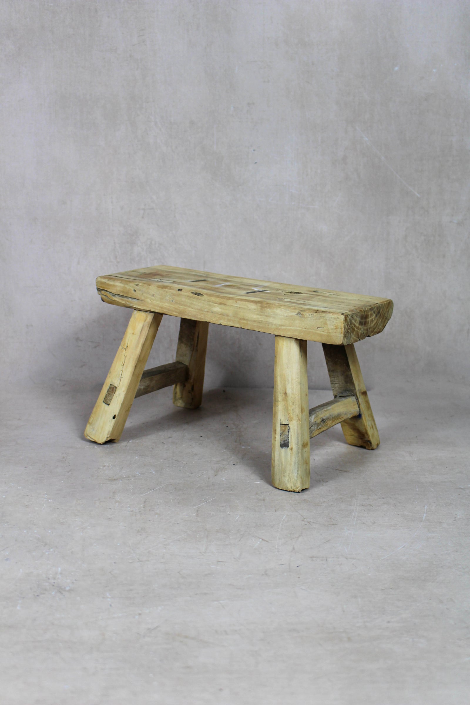 Vintage Rustic Stool Small - Elm wood - 47