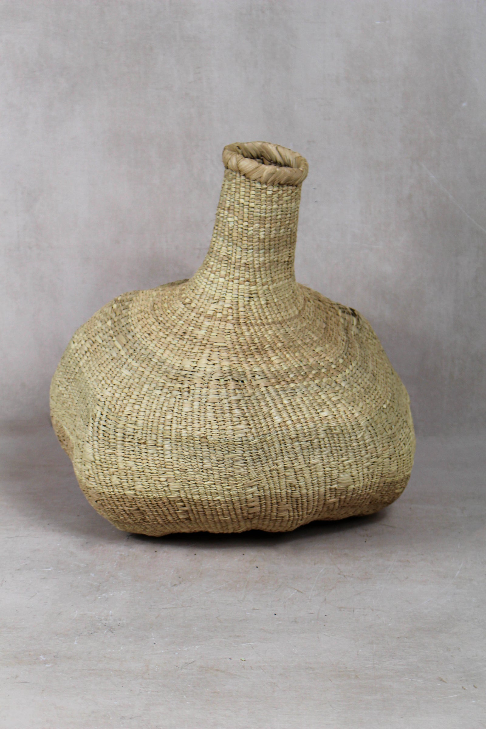 Garlic Gourd woven basket - Zimbabwe - 18.8