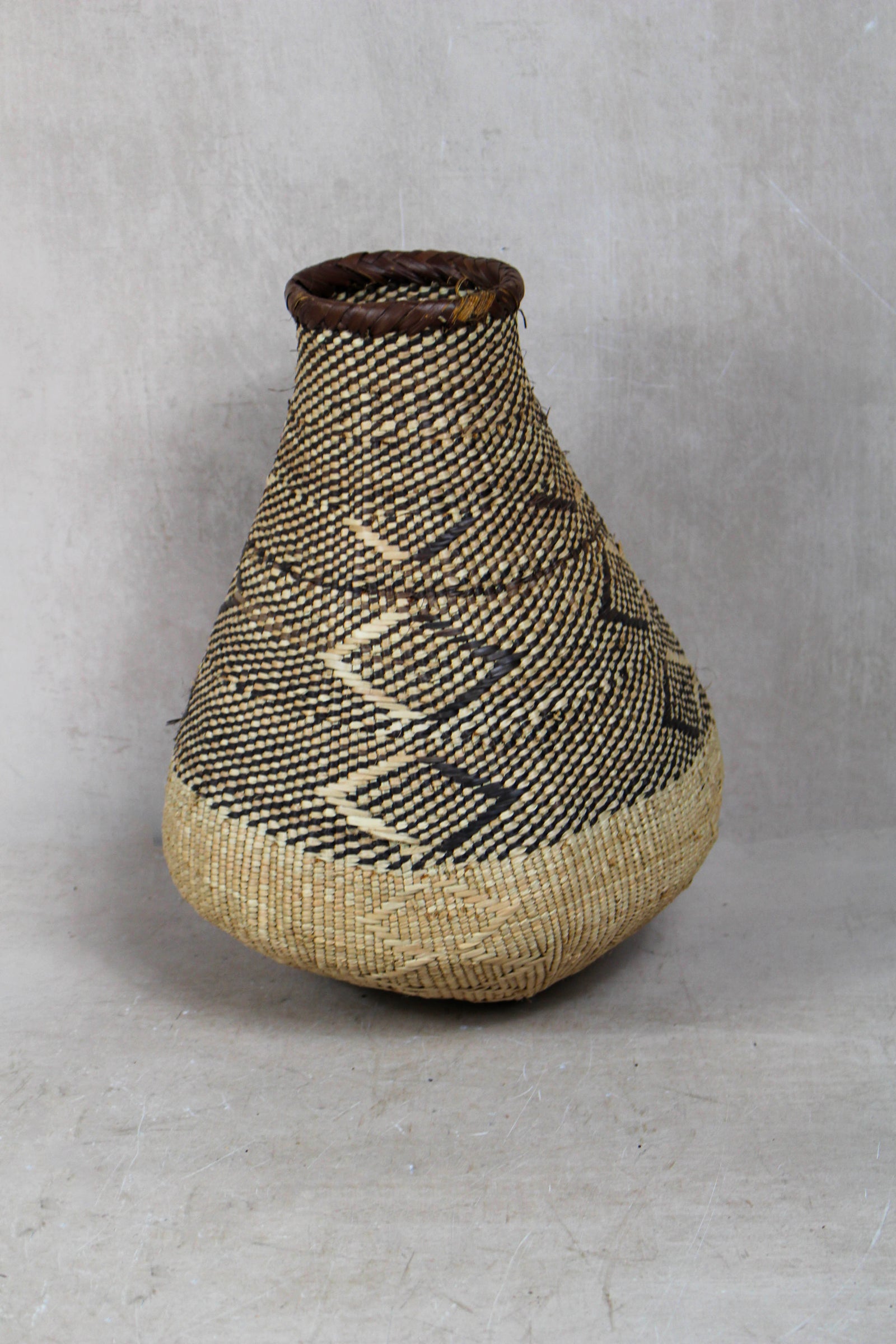 Nongo basket - 122.2