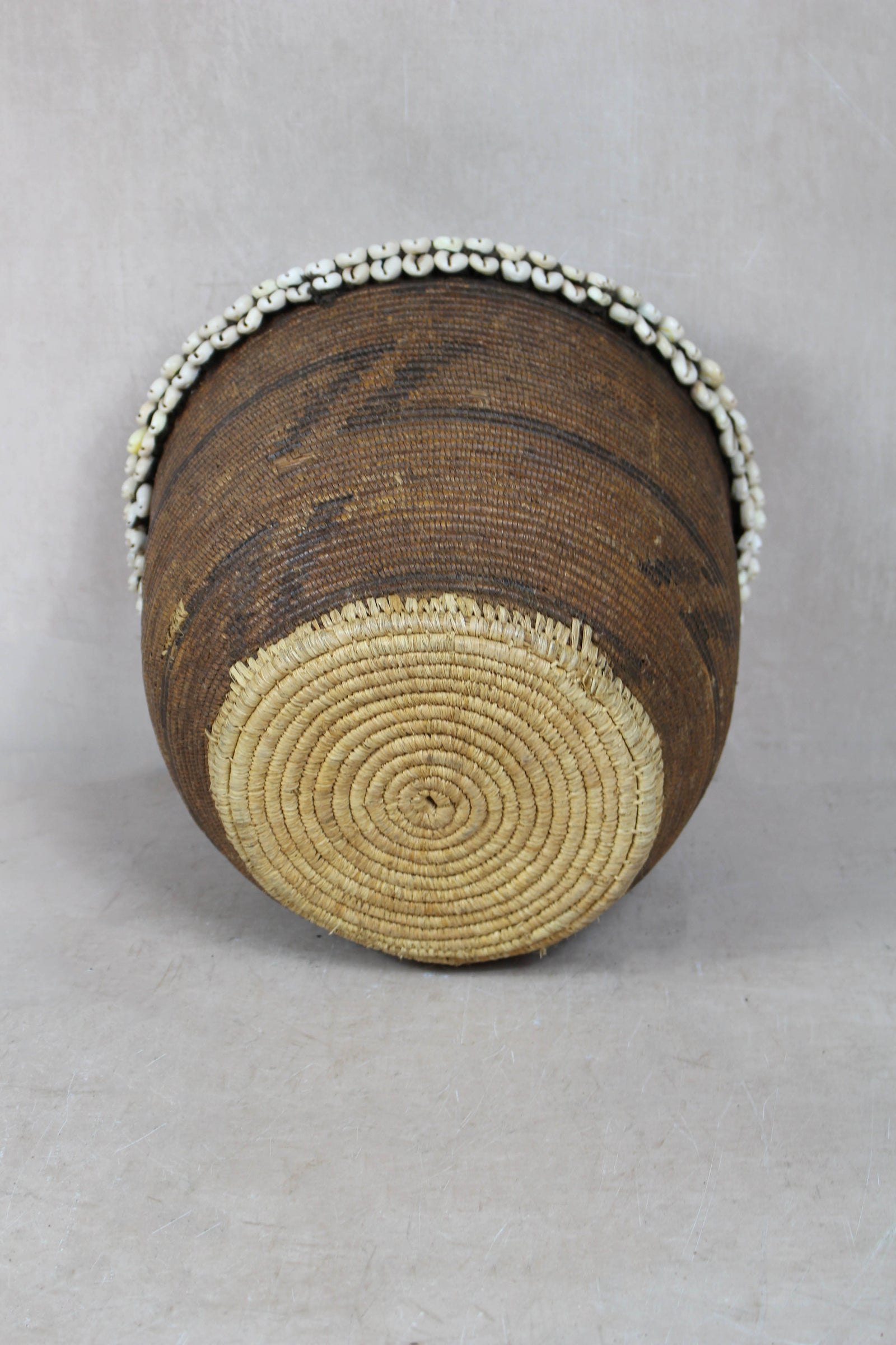 Vintage Tutsi Basket - Rwanda - with Cowrie shells - 106.13