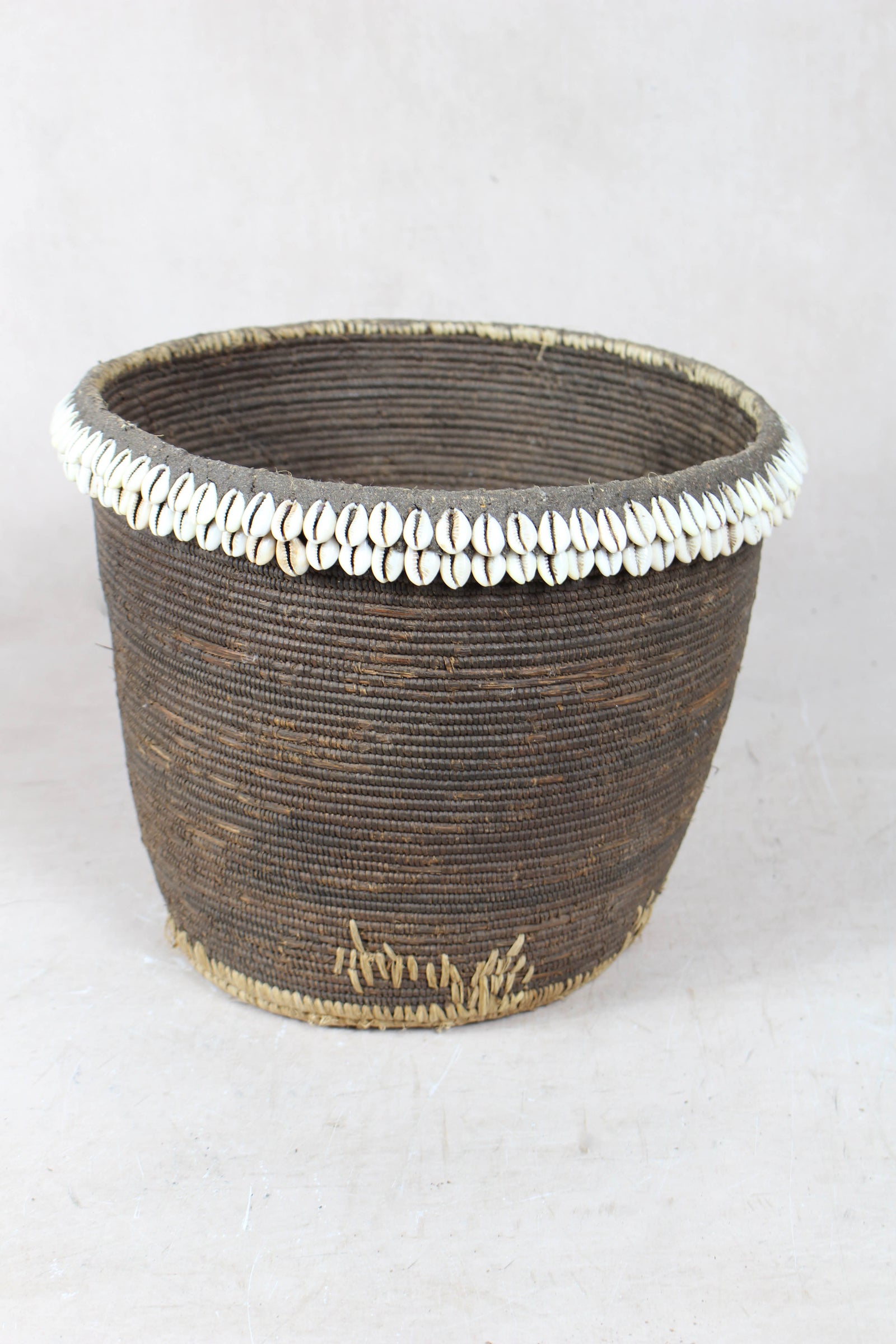 Vintage Tutsi Basket - Rwanda - with Cowrie shells - 106.14