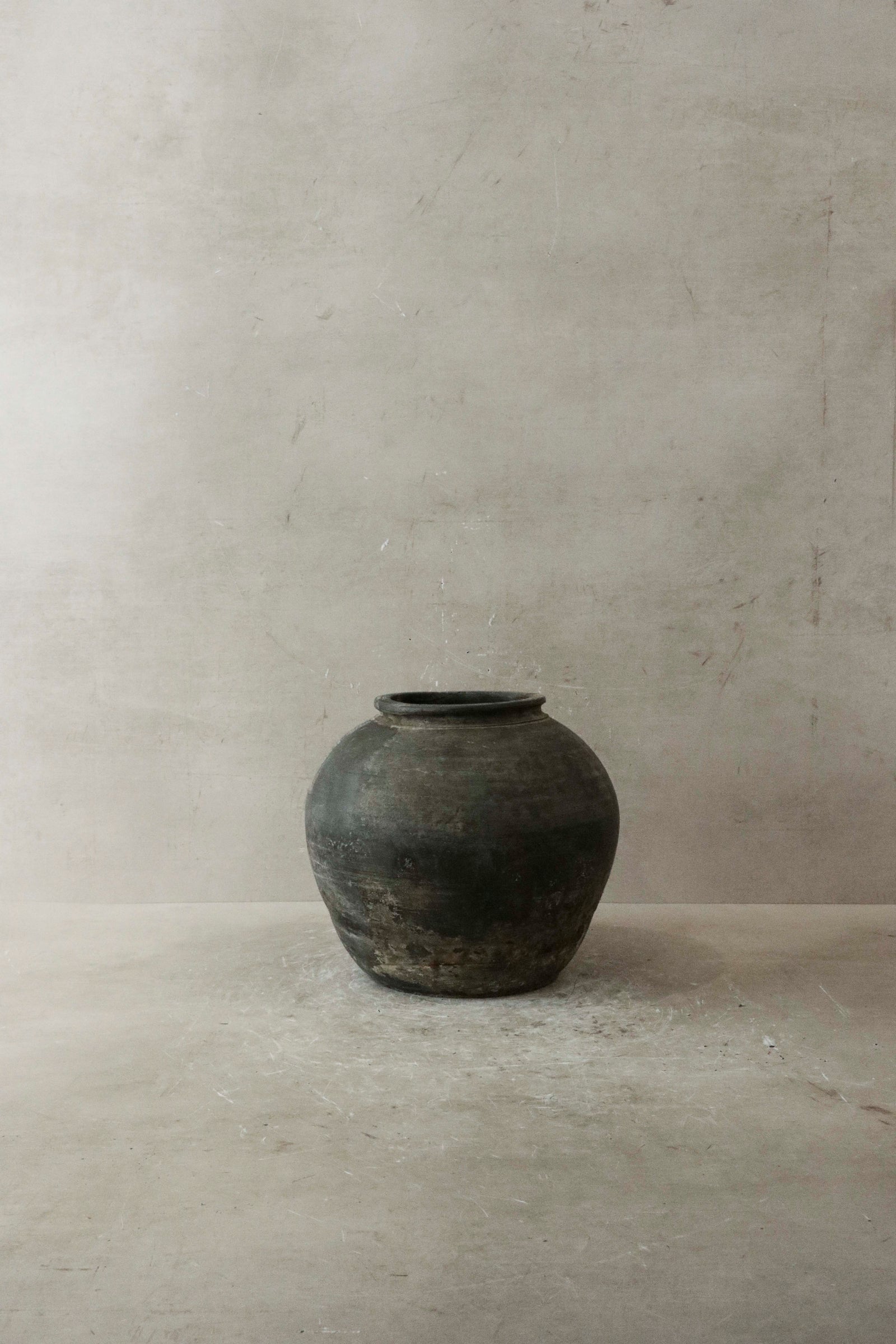 Vintage Dark Pot n° 37