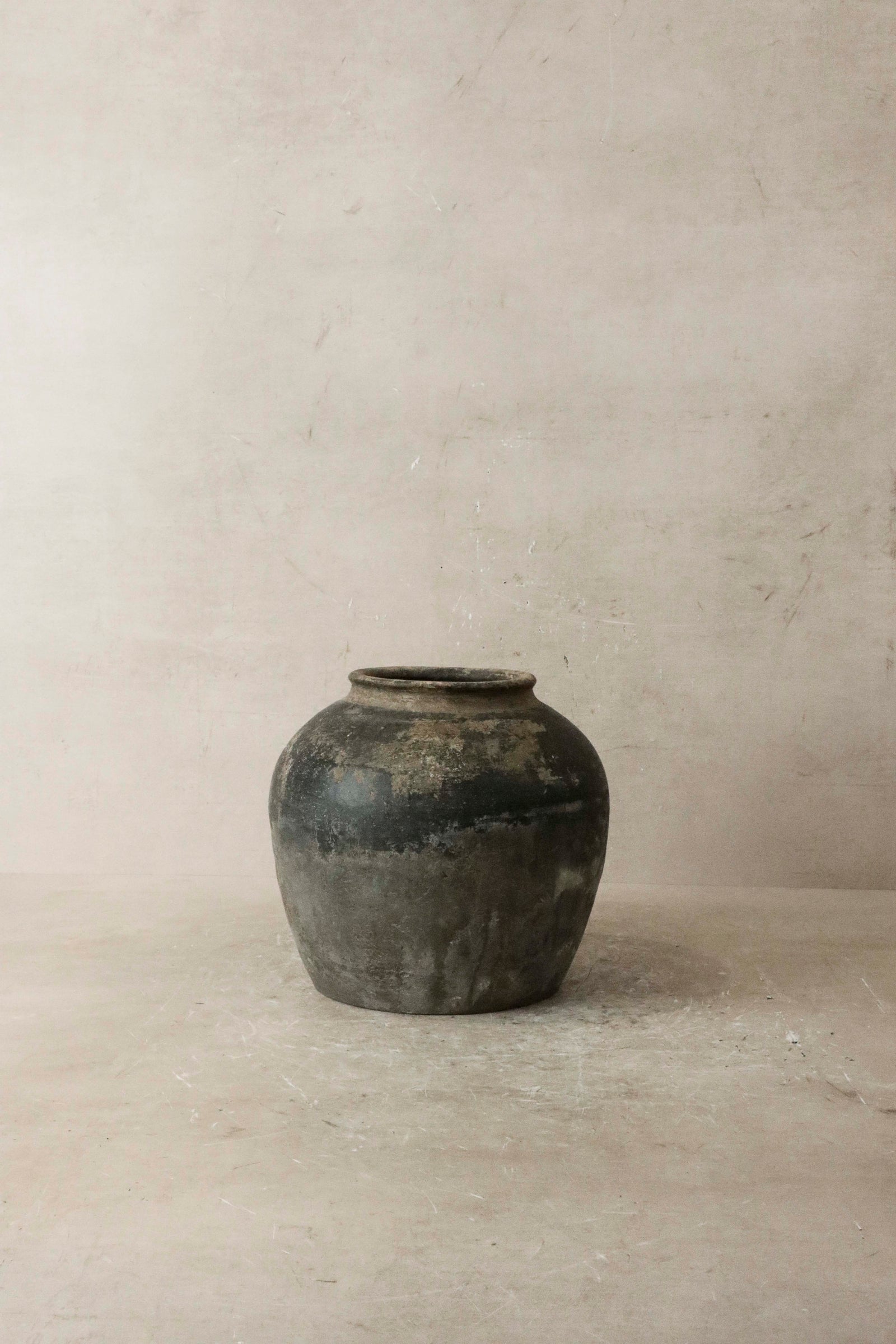 Vintage Dark Pot n° 43
