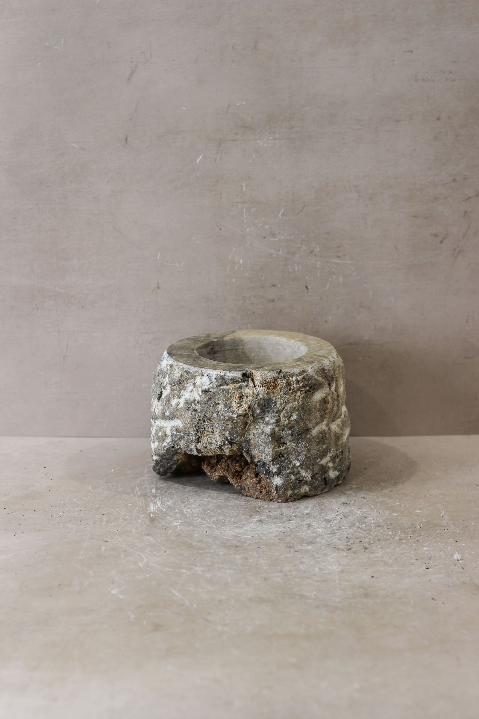 Rough Cut Onyx Candleholder XL 14.2