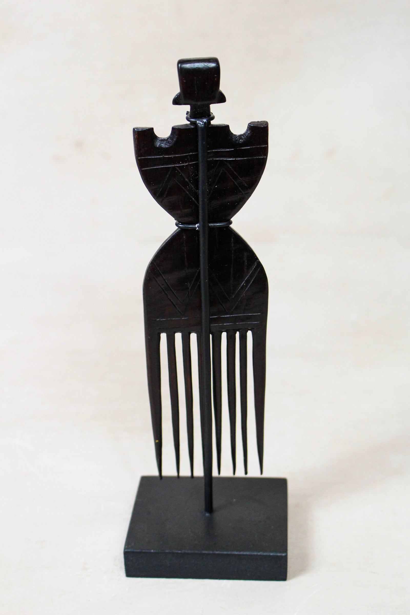 West African Carved Comb 240.3