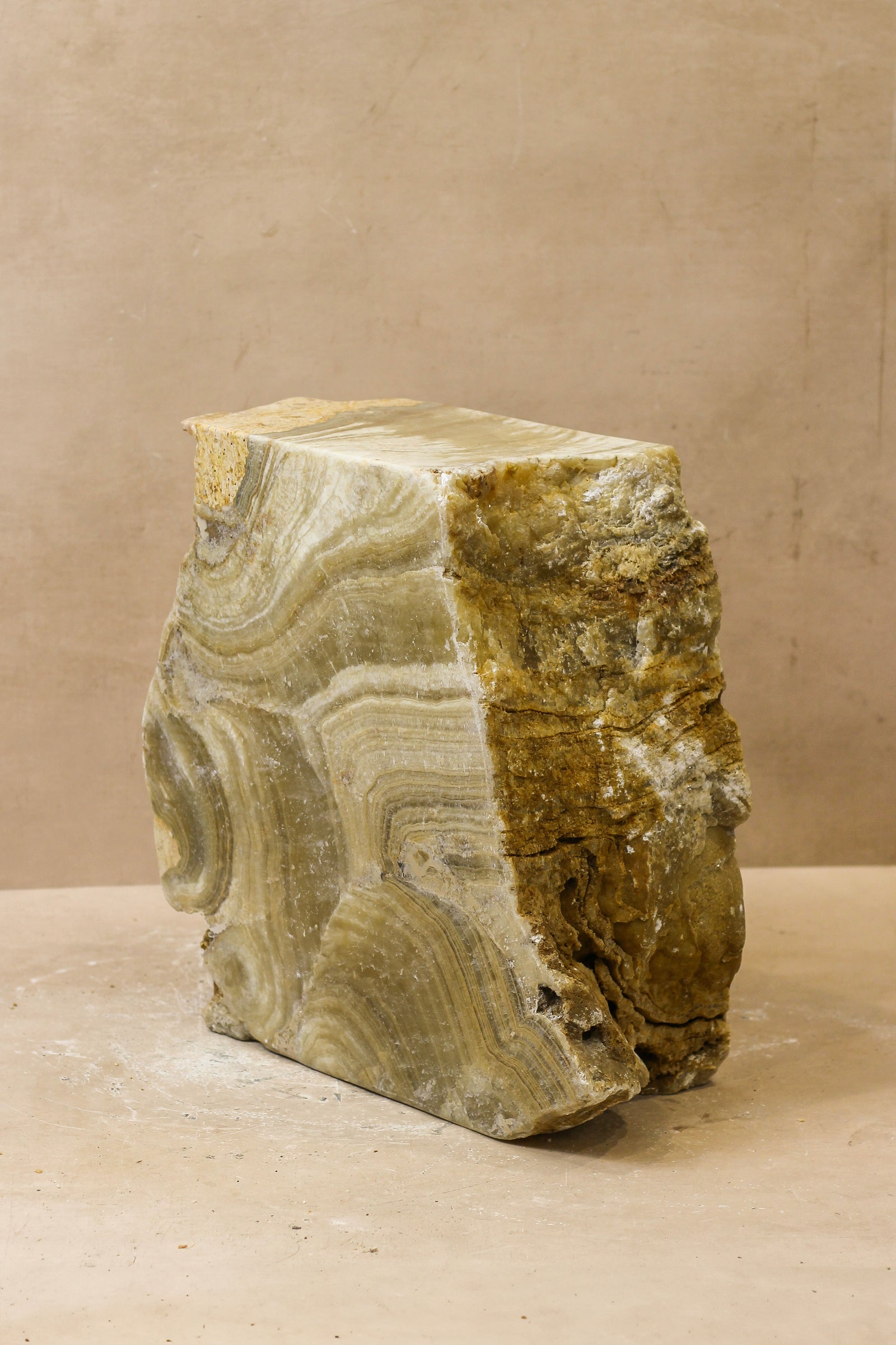 Onyx Side Table Pedestal Raw Cut - Solid - No 3