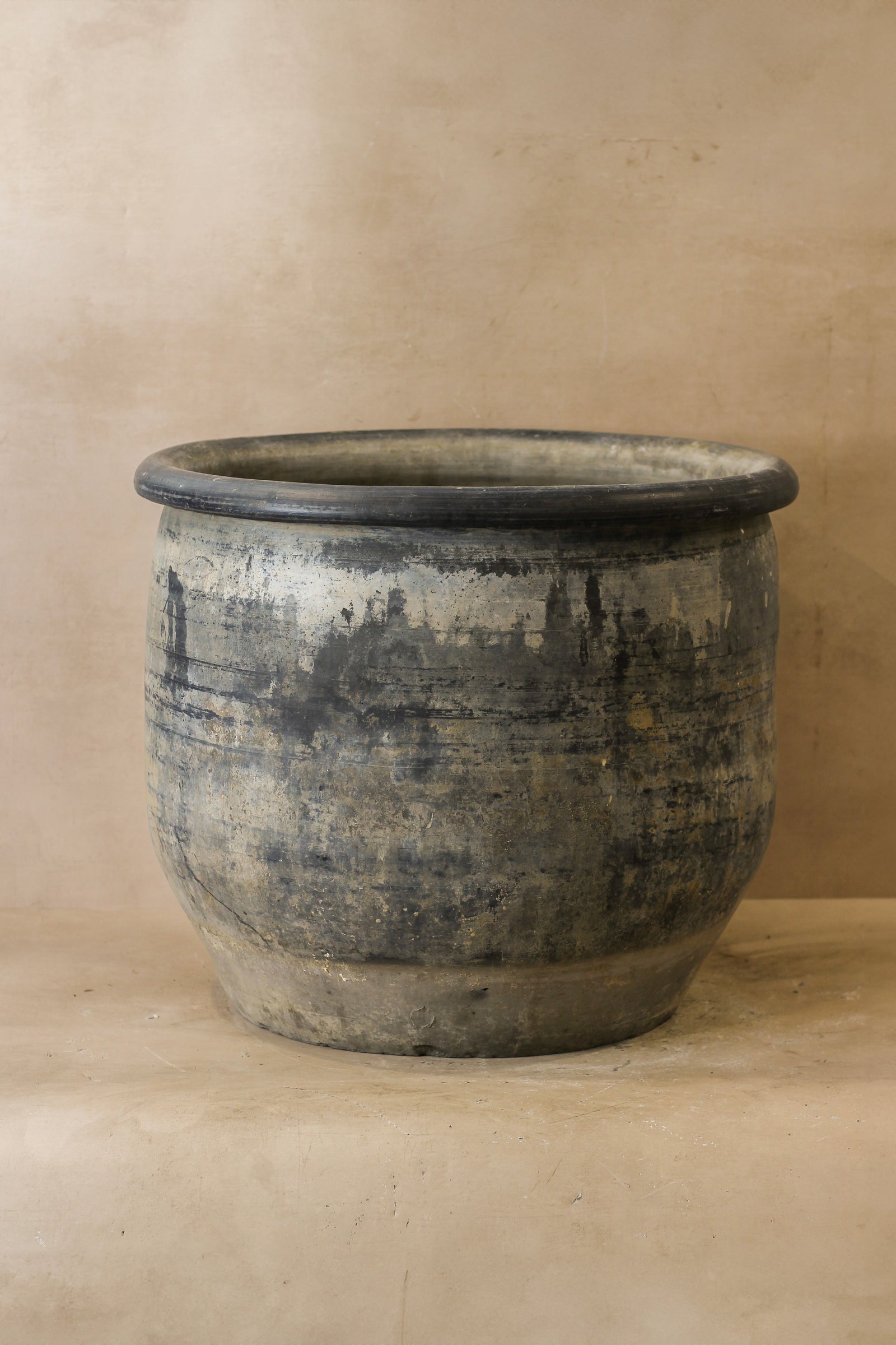 Big Old Grey Asian Pots - L006