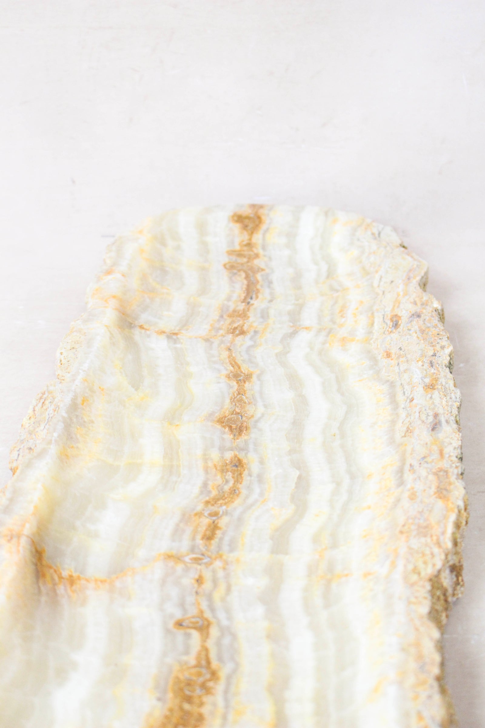 Premium Onyx Tray Raw Edge POB 26