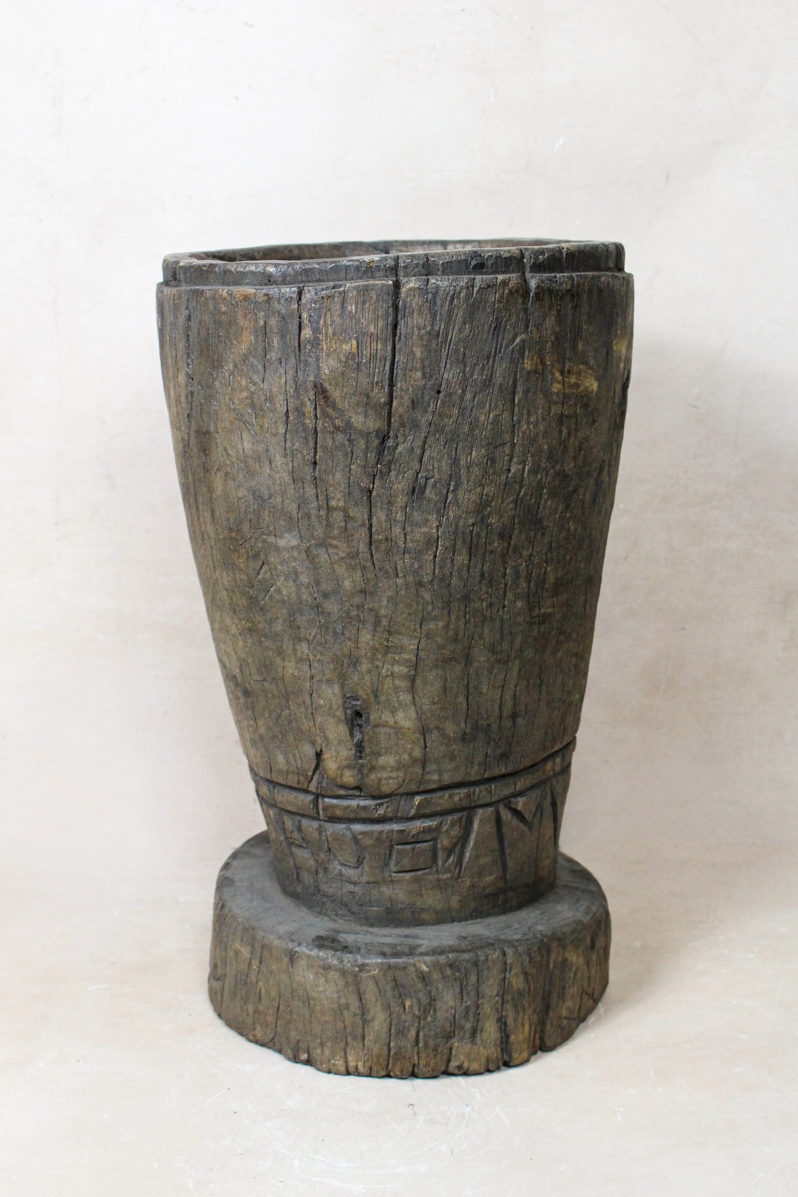 African Grain Stomper Table \ Planter - 155.16